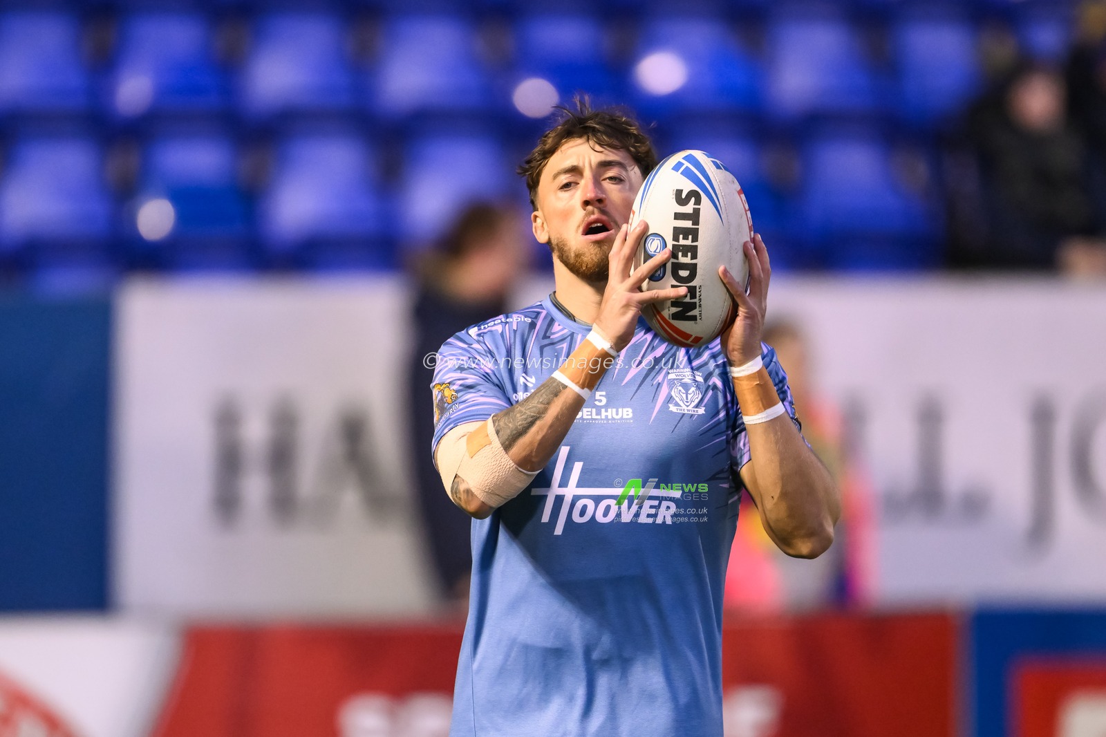 Matty Ashton of Warrington Wolves during pre match warm up ahead of Toby King's Testimonial match Warrington Wolves vs Leigh Leopards at Halliwell Jones Stadium, Warrington, United Kingdom, 1st February 2025

(Photo by Craig Thomas/News Images)