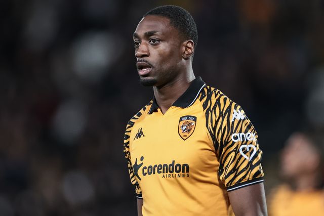 Semi Ajayi of Hull City during the Sky Bet Championship match Hull City vs Coventry City at MKM Stadium, Hull, United Kingdom on 06 April 2026

(Photo by Mark Cosgrove/News Images)