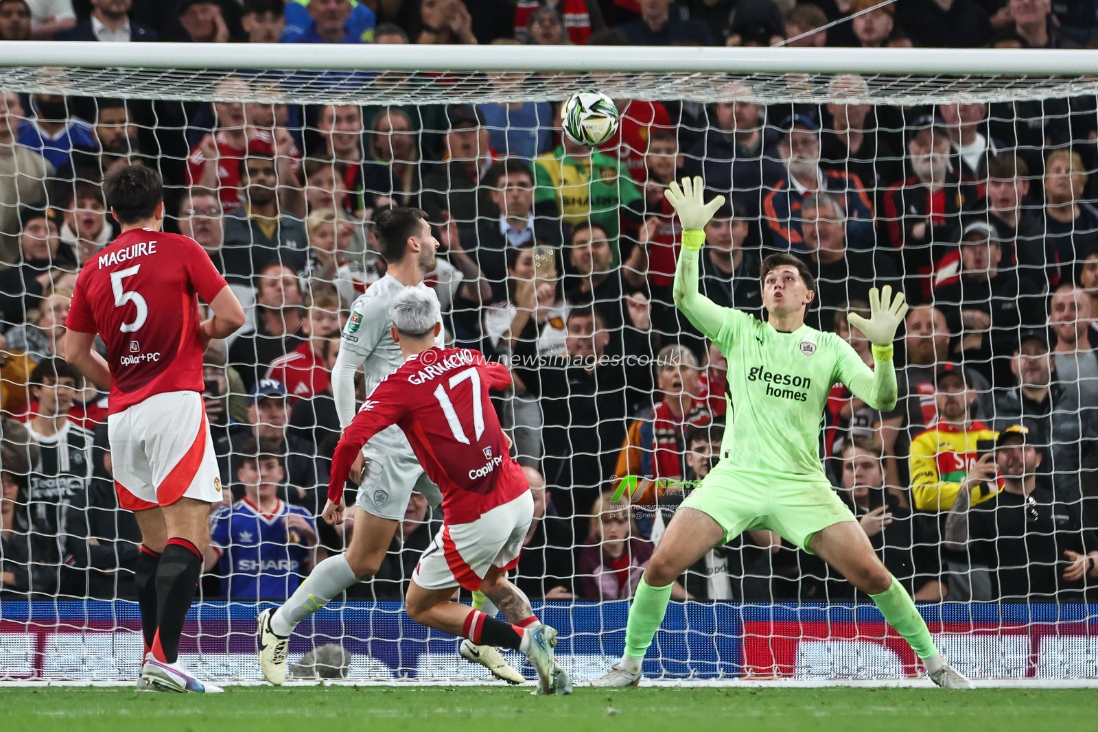 Alejandro Garnacho of Manchester United shoots on goal during the Carabao Cup 3rd Round match Manchester United vs Barnsley at Old Trafford, Manchester, United Kingdom, 17th September 2024

(Photo by Mark Cosgrove/News Images)