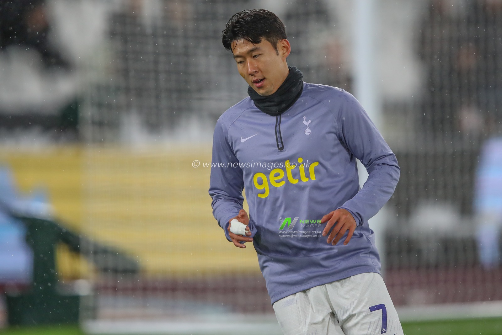 Son Heung-Min of Tottenham Hotspur in the pregame warmup session during the Premier League match West Ham United vs Tottenham Hotspur at London Stadium, London, United Kingdom, 2nd April 2024

(Photo by Gareth Evans/News Images)