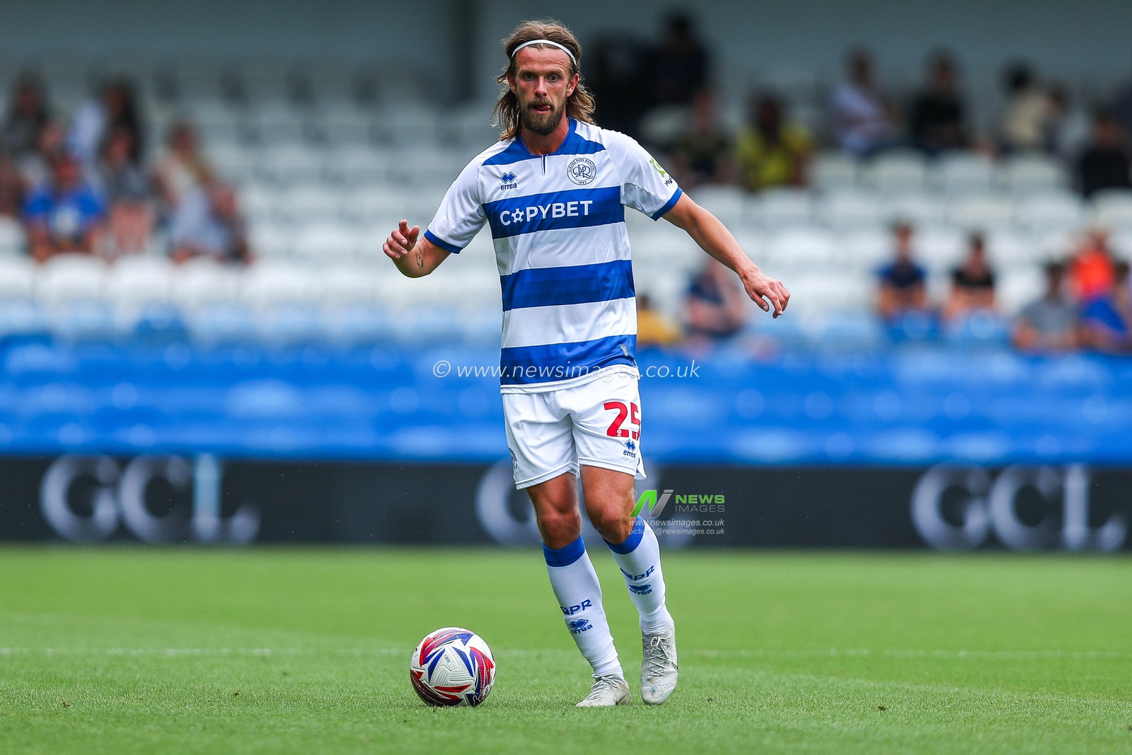 Lucas Andersen of Queens Park Rangers in action during the Sky Bet Championship match Queens Park Rangers vs West Bromwich Albion at Kiyan Prince Foundation Stadium, London, United Kingdom, 10th August 2024

(Photo by Izzy Poles/News Images)