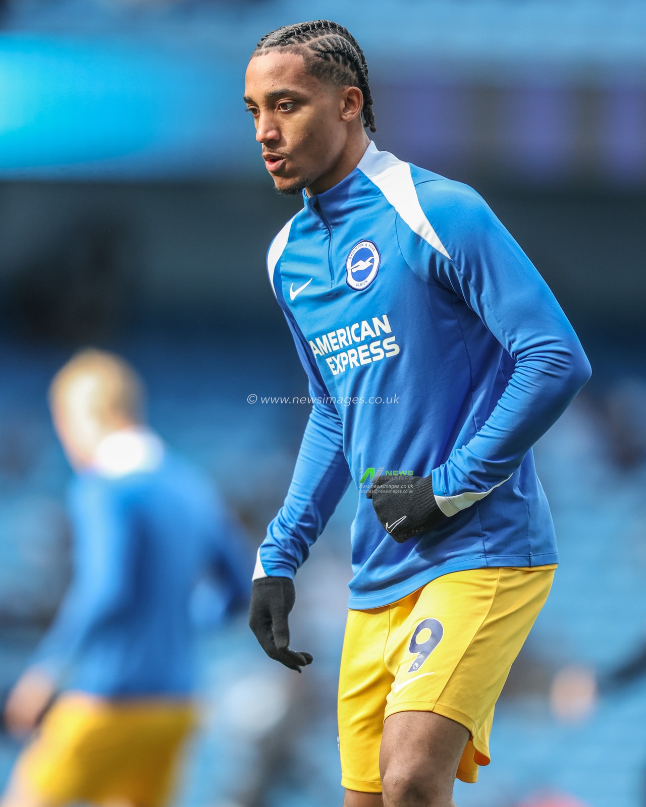 JoÃ£o Pedro of Brighton & Hove Albion in the pregame warmup session during the Premier League match Manchester City vs Brighton and Hove Albion at Etihad Stadium, Manchester, United Kingdom, 15th March 2025

(Photo by Alfie Cosgrove/News Images)