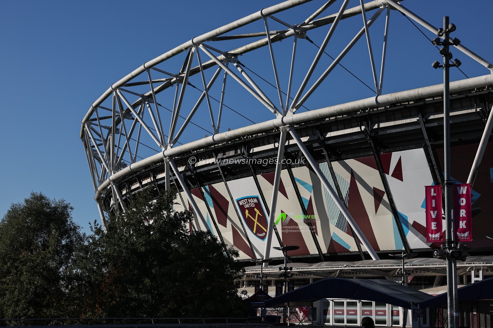 A general view of The London Stadium during the Premier League match West Ham United vs Manchester United at London Stadium, London, United Kingdom, 27th October 2024

(Photo by Mark Cosgrove/News Images)
