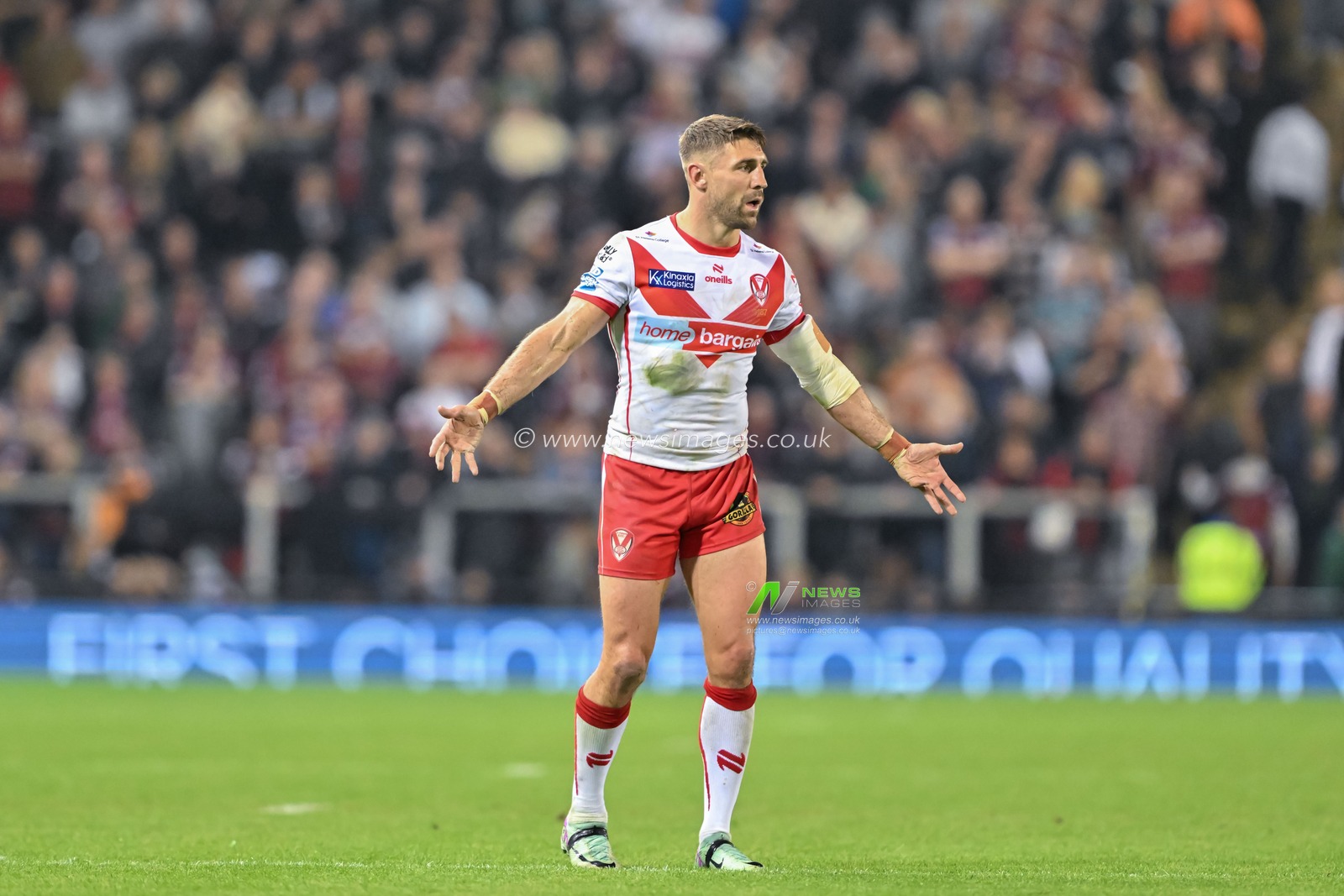 Tommy Makinson of St. Helens reacts during the Betfred Super League Round 27 match Leigh Leopards vs St Helens at Leigh Sports Village, Leigh, United Kingdom, 20th September 2024

(Photo by Cody Froggatt/News Images)