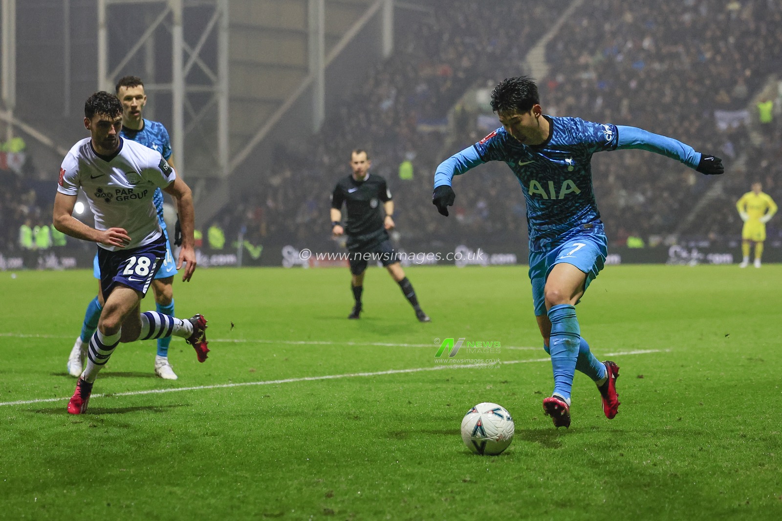 Son Heung-Min #7 of Tottenham Hotspur runs with the ball during the Emirates FA Cup Fourth Round match Preston North End vs Tottenham Hotspur at Deepdale, Preston, United Kingdom, 28th January 2023

(Photo by Conor Molloy/News Images)