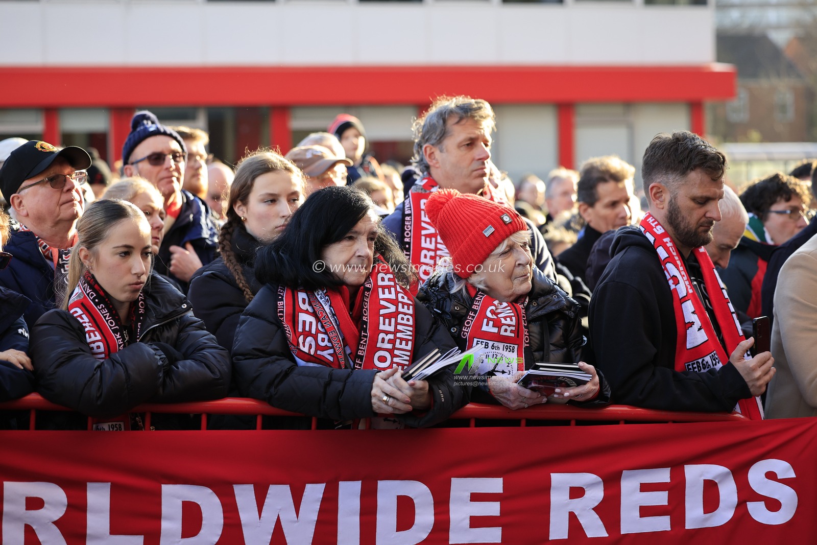 United fans in attendance as Manchester United mark the 65th anniversary of the Munich Air Disaster at Old Trafford, Manchester, United Kingdom, 6th February 2023

(Photo by Conor Molloy/News Images)