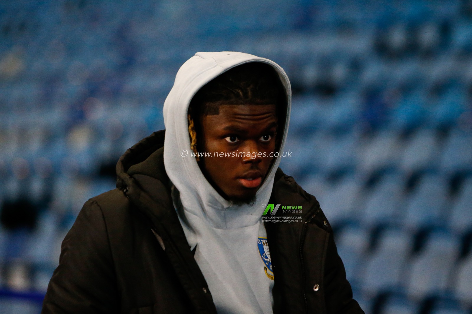 Alex Mighten #45 of Sheffield Wednesday arrives for the Emirates FA Cup match Sheffield Wednesday vs Morecambe at Hillsborough, Sheffield, United Kingdom, 4th November 2022

(Photo by Ben Early/News Images)