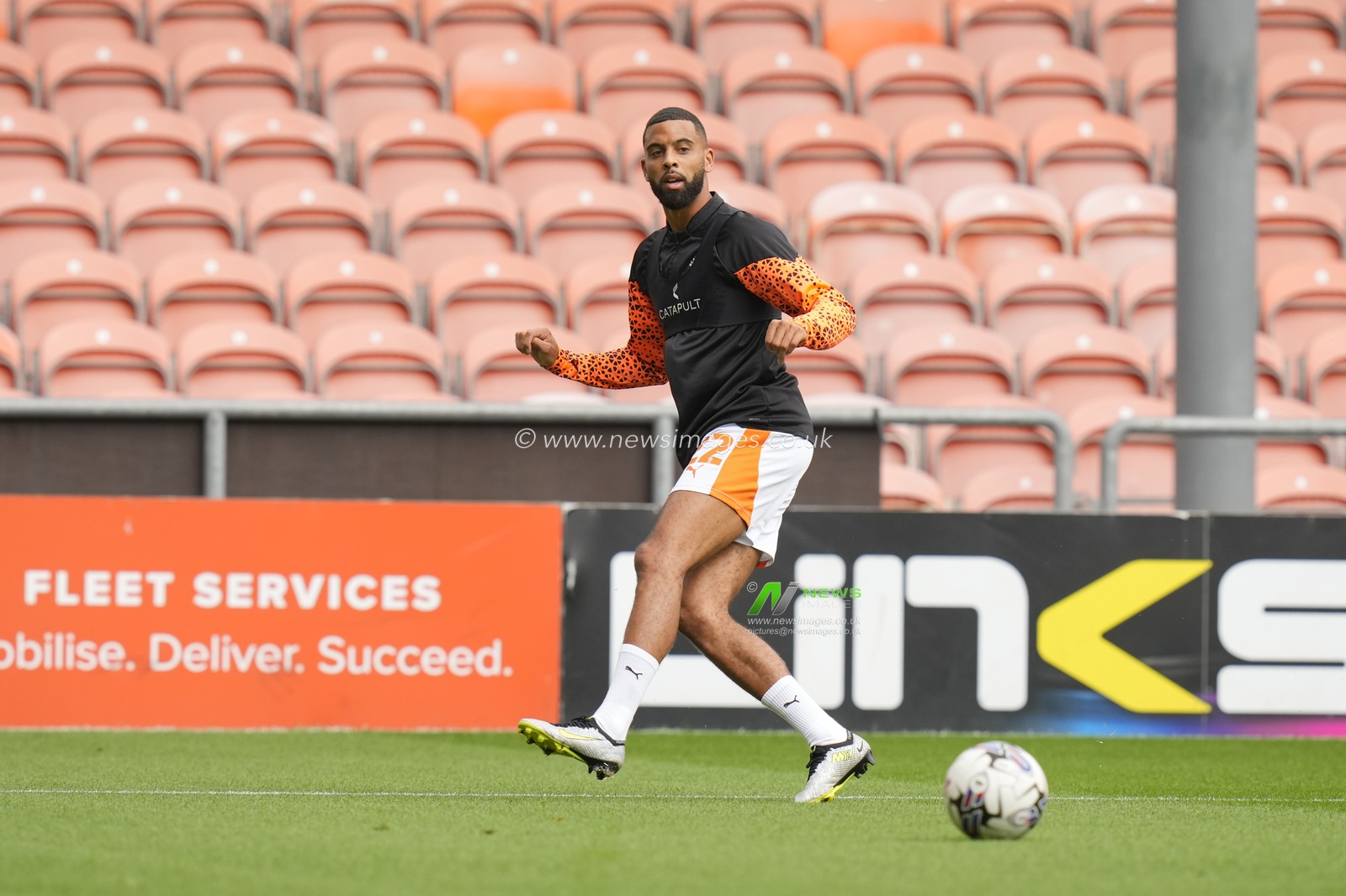 CJ Hamilton #22 of Blackpool warms up before the Sky Bet League 1 match Blackpool vs Leyton Orient at Bloomfield Road, Blackpool, United Kingdom, 19th August 2023

(Photo by Steve Flynn/News Images)