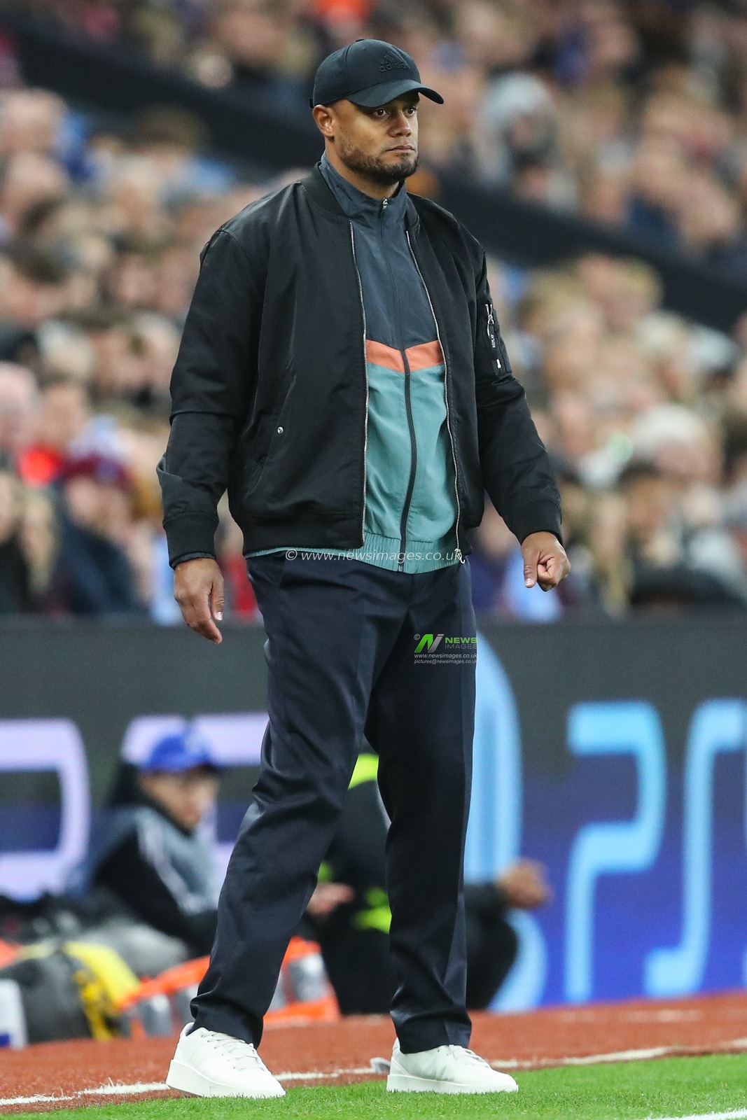 Vincent Kompany manager of Bayern Munich during the UEFA Champions League League Stage match Aston Villa vs Bayern Munich at Villa Park, Birmingham, United Kingdom, 2nd October 2024

(Photo by Gareth Evans/News Images)