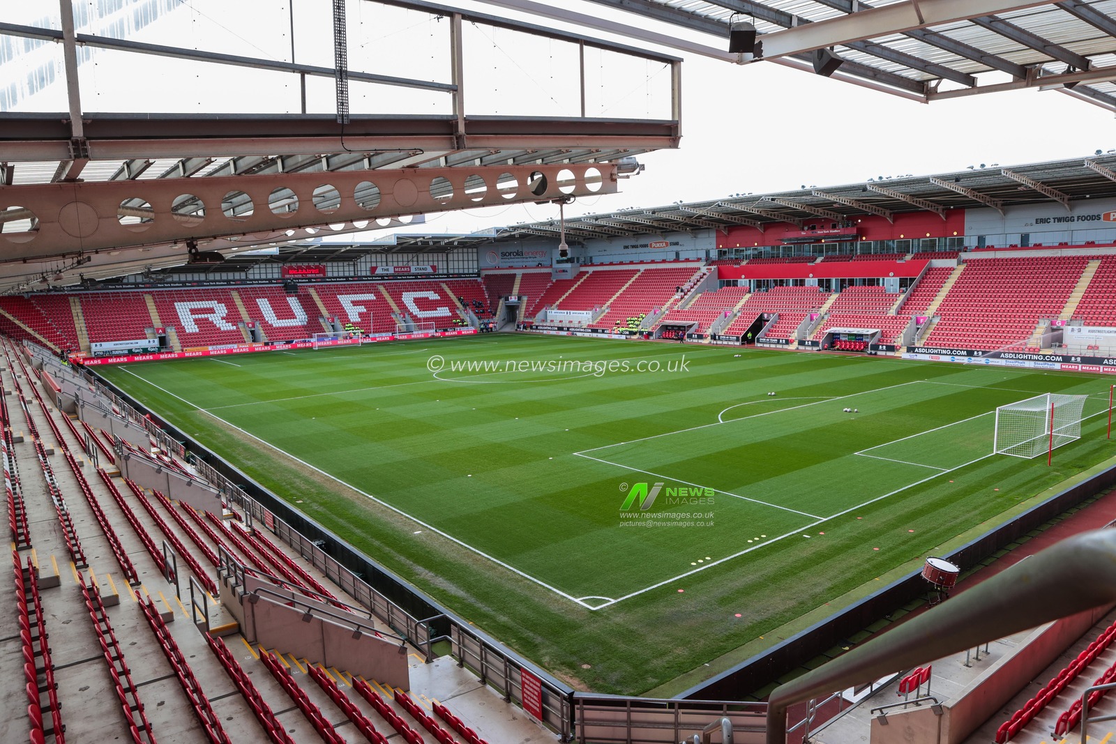 A general view of AESSEAL New York Stadium during the Sky Bet League 1 match Rotherham United vs Crawley Town at New York Stadium, Rotherham, United Kingdom, 29th March 2025

(Photo by Richard Bierton/News Images)