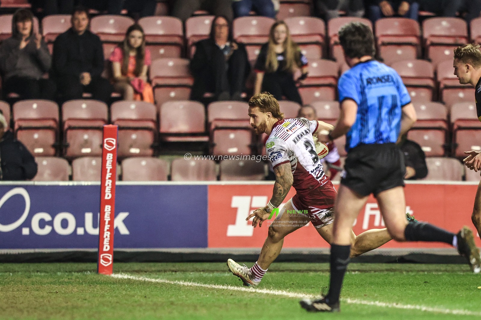 Adam Keighran of Wigan Warriors goes over for a try during the Betfred Super League round 5 match Wigan Warriors vs York Knights at The Brick Community Stadium, Wigan, United Kingdom on 19 March 2026

(Photo by Alfie Cosgrove/News Images)