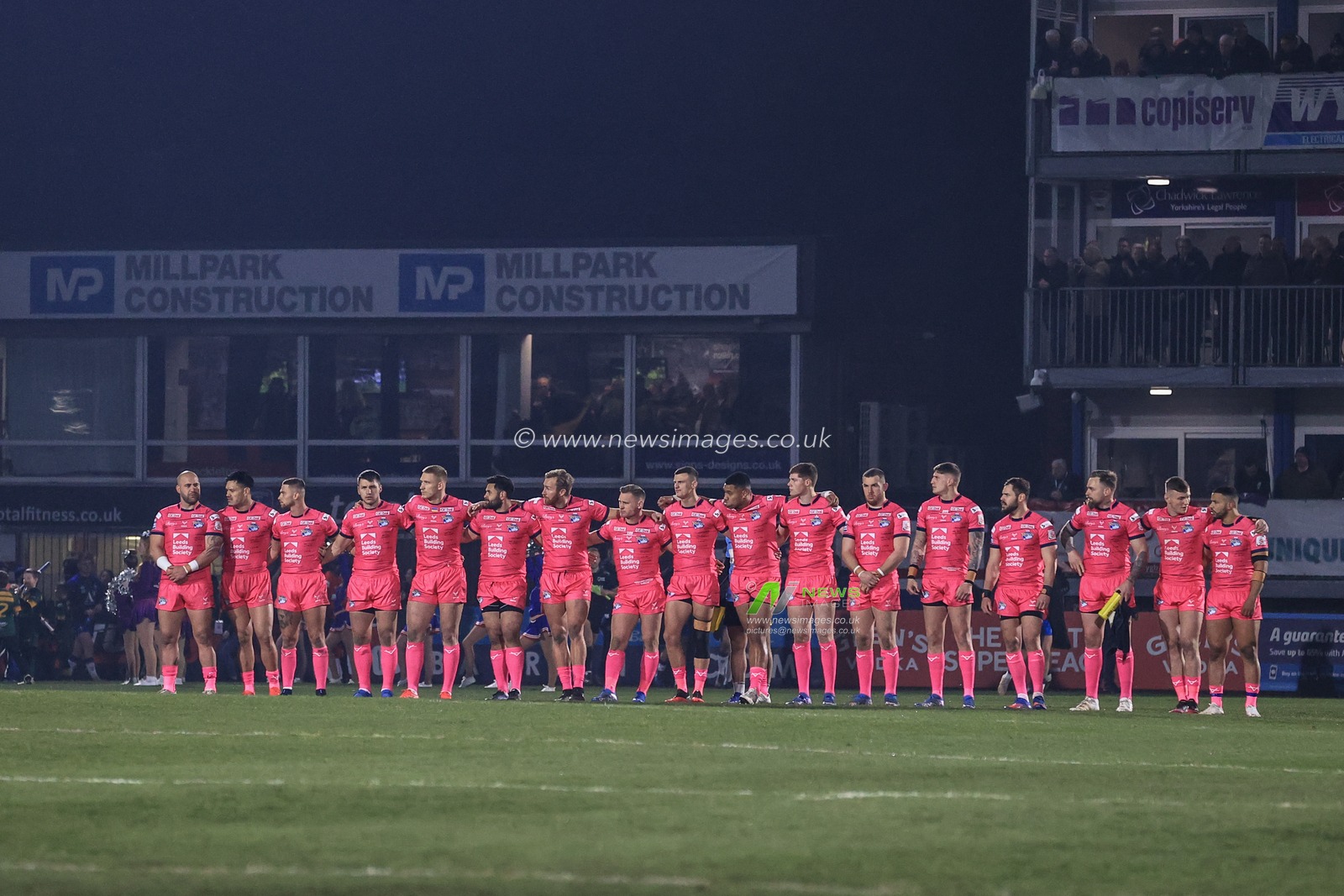 Leeds Rhinos played show their unity with the Ukraine