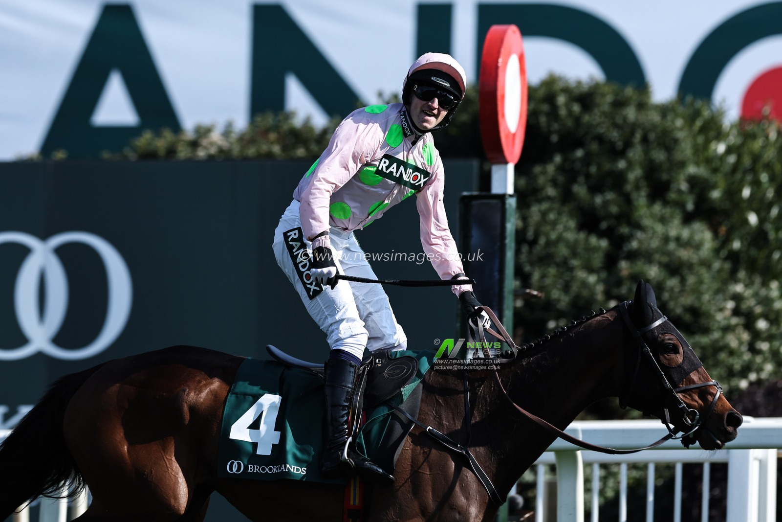 Gaelic Warrior ridden by Mr Patrick W Mullins wins the Brooklands Golden Miller Chronograph Bowl Chase during the Randox Grand National 2025 Day 1 Opening Day at Aintree Racecourse, Liverpool, United Kingdom, 3rd April 2025

(Photo by Mark Cosgrove/News Images)