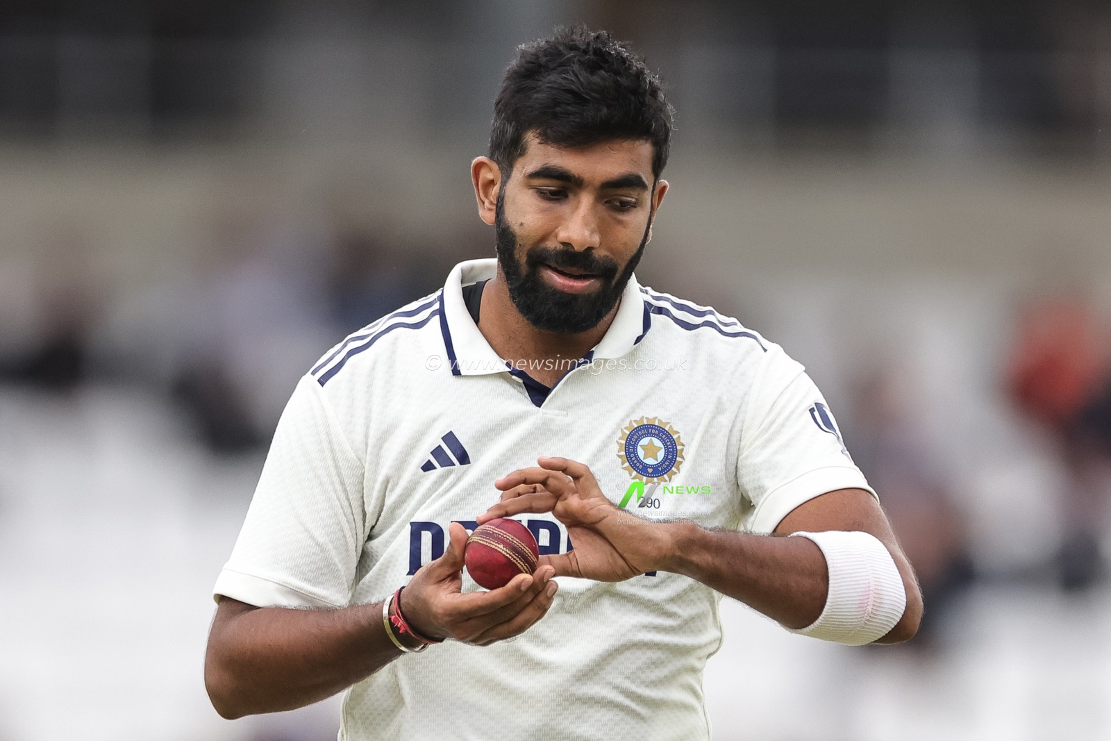 Jasprit Bumrah of India finds his sweet spot on the seam of the ball during the 1st Rothesay Test Match Day 5 England vs India at Headingley Cricket Ground, Leeds, United Kingdom, 24th June 2025

(Photo by Mark Cosgrove/News Images)