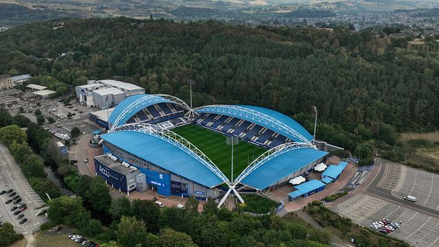 An aerial view of Accu Stadium ahead of the Betfred Super League Round 23 match Huddersfield Giants vs Warrington Wolves at Accu Stadium, Huddersfield, United Kingdom, 24th August 2025

(Photo by Alfie Cosgrove/News Images)