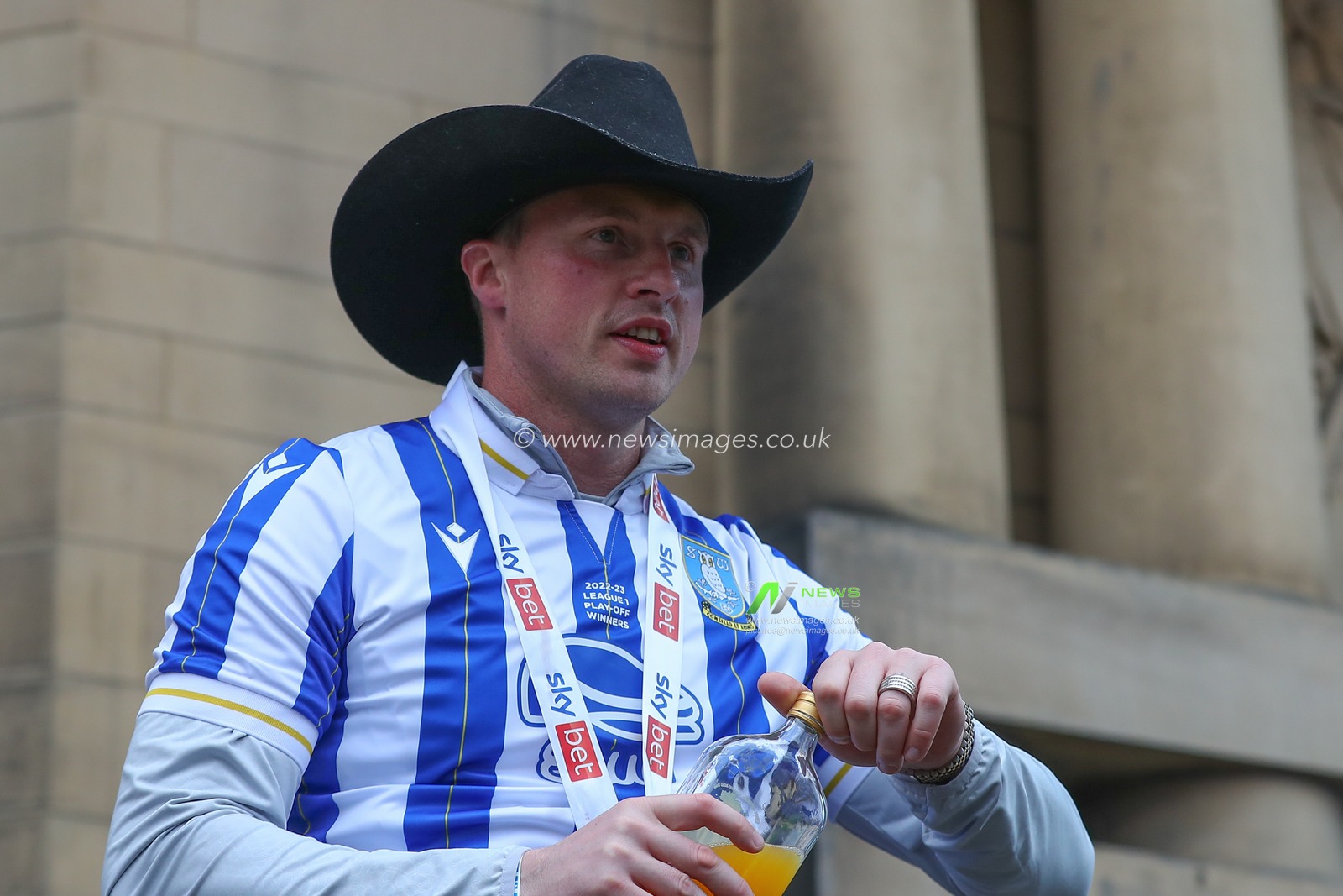 David Stockdale #31 of Sheffield Wednesday as Sheffield Wednesday celebrate promotion in the City at Sheffield City Centre, Sheffield, United Kingdom, 31st May 2023

(Photo by Gareth Evans/News Images)