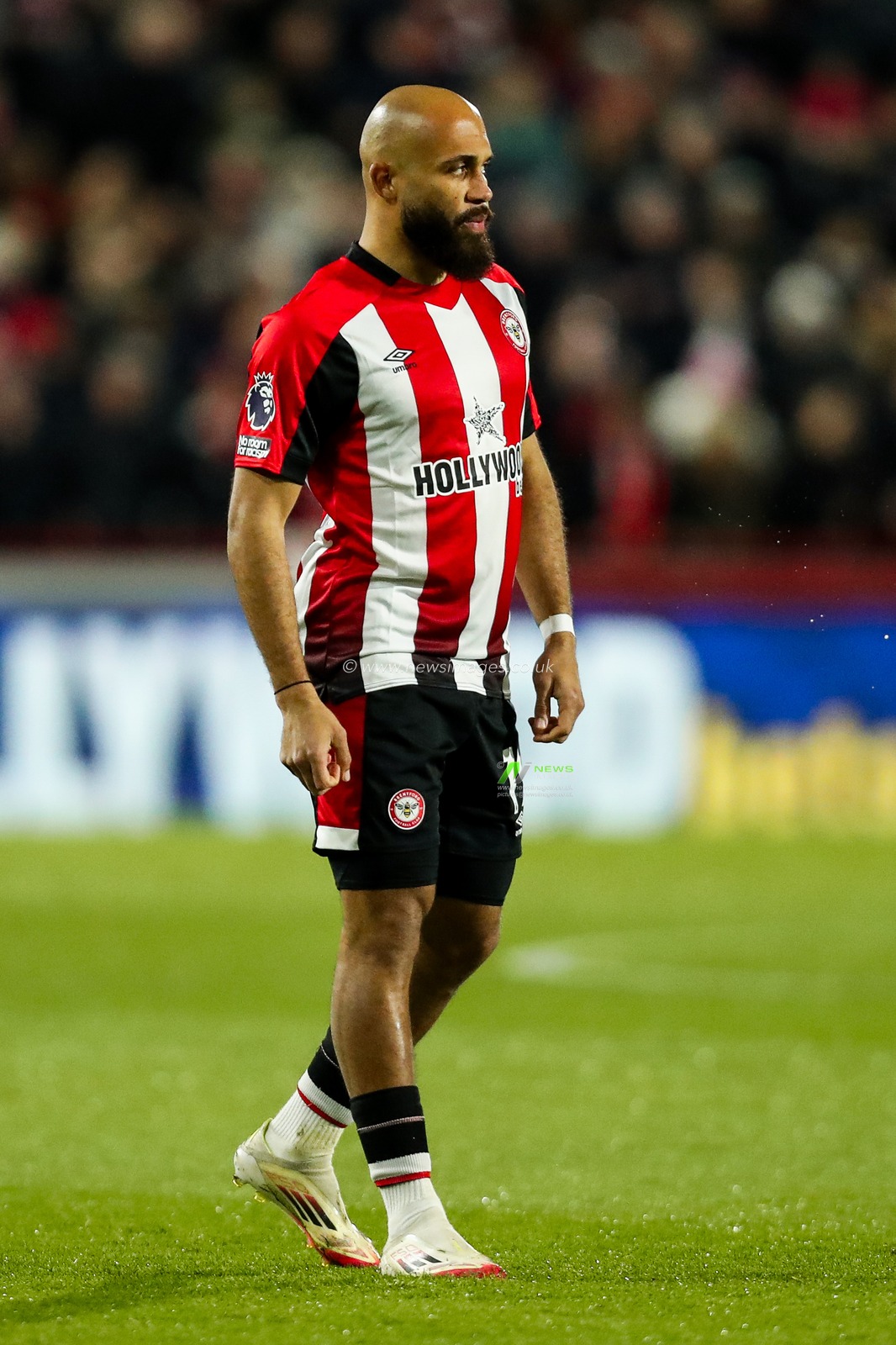 Bryan Mbeumo of Brentford looks on during the Premier League match Brentford vs Everton at The Gtech Community Stadium, London, United Kingdom, 26th February 2025

(Photo by Izzy Poles/News Images)