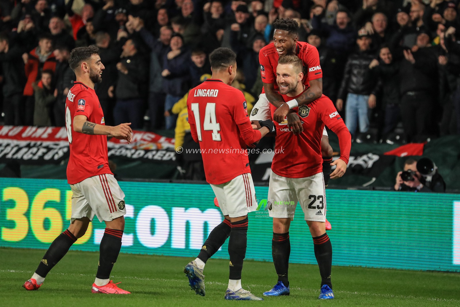 5th March 2020, Pride Park Stadium, Derby, England; Emirates FA Cup 5th Round, Derby County v Manchester United : Luke Shaw (23) of Manchester United celebrates his goal to make it 0-1 with team mates