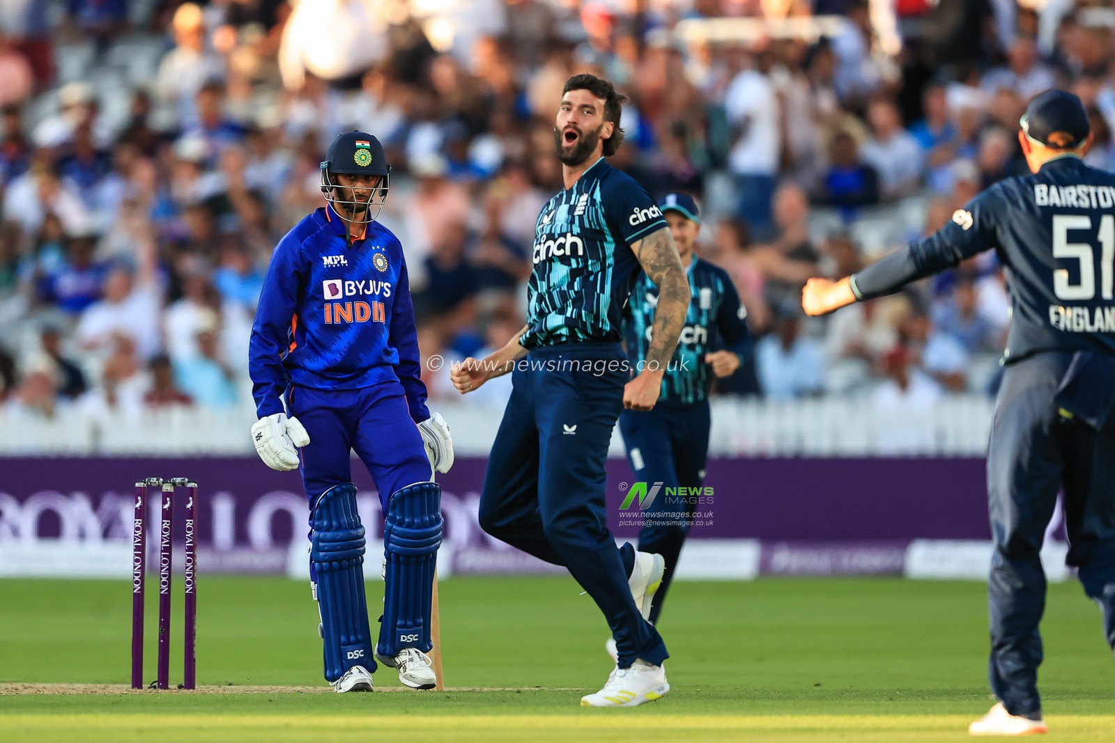 Reece Topley of England celebrates taking his 6th Wicket