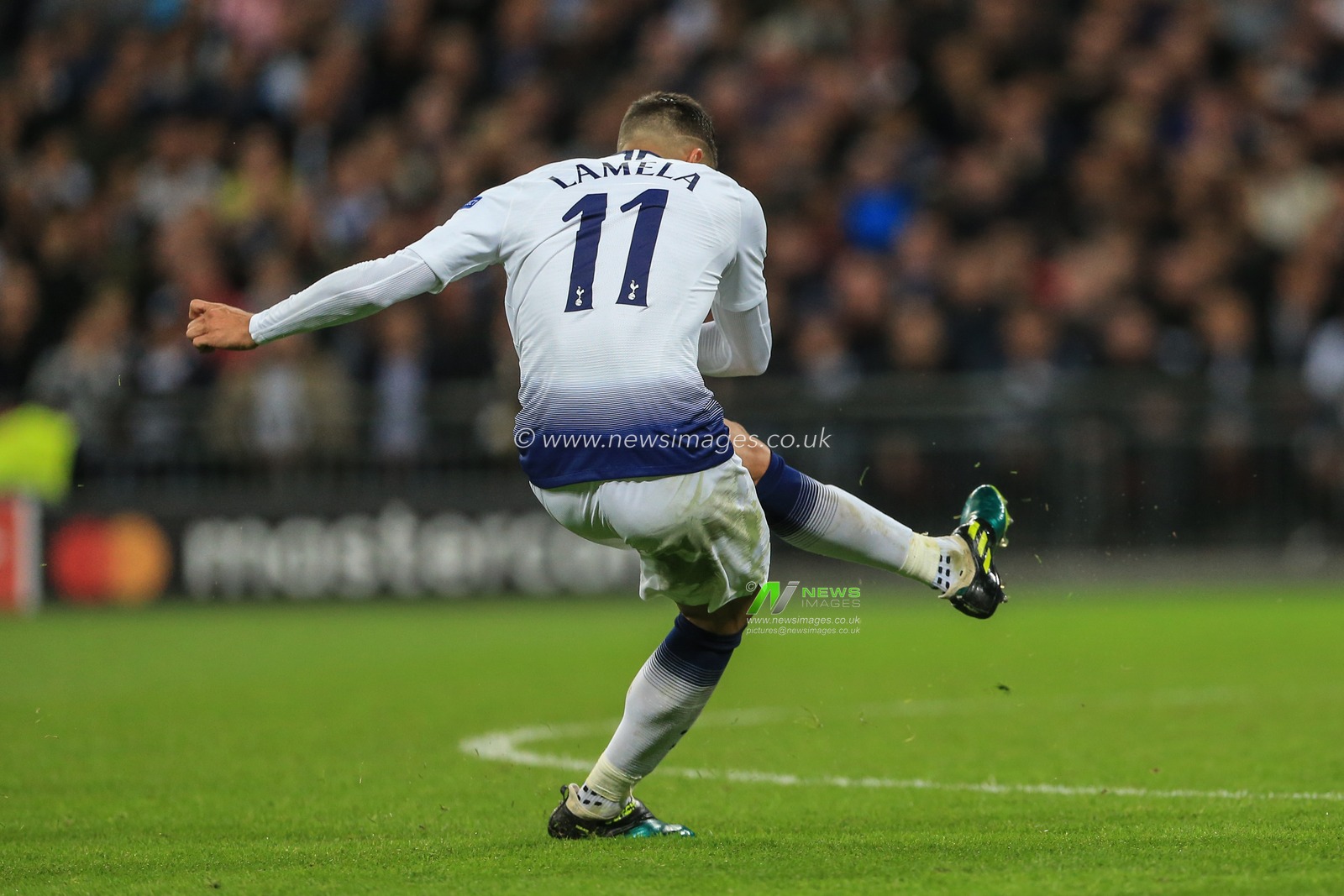 3rd October 2018, Wembley Stadium, London, England; UEFA Champions League, Tottenham v Barcelona ; Ã‰rik Lamela (11) of Tottenham scores to make it  2-3

Credit: Mark Cosgrove/News Images