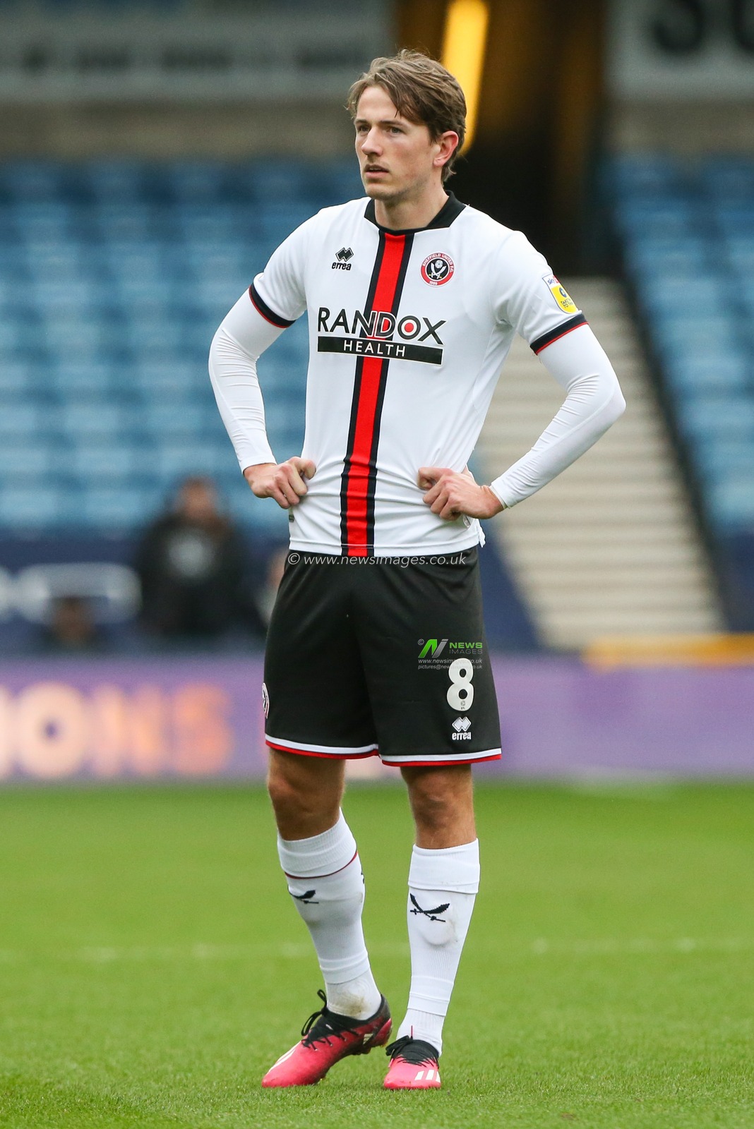 Sander Berge #8 of Sheffield United during the Sky Bet Championship match Millwall vs Sheffield United at The Den, London, United Kingdom, 18th February 2023

(Photo by Arron Gent/News Images)