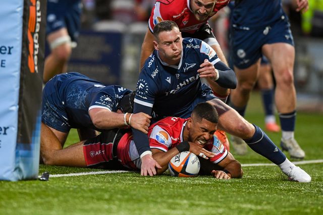  Ben Loader of Gloucester Rugby scores Gloucesters first try during the Gallagher Premiership match Gloucester vs Sale Sharks at Kingsholm Stadium, Gloucester, United Kingdom on 08 May 2026

(Photo by Alex Williamson/News Images)
