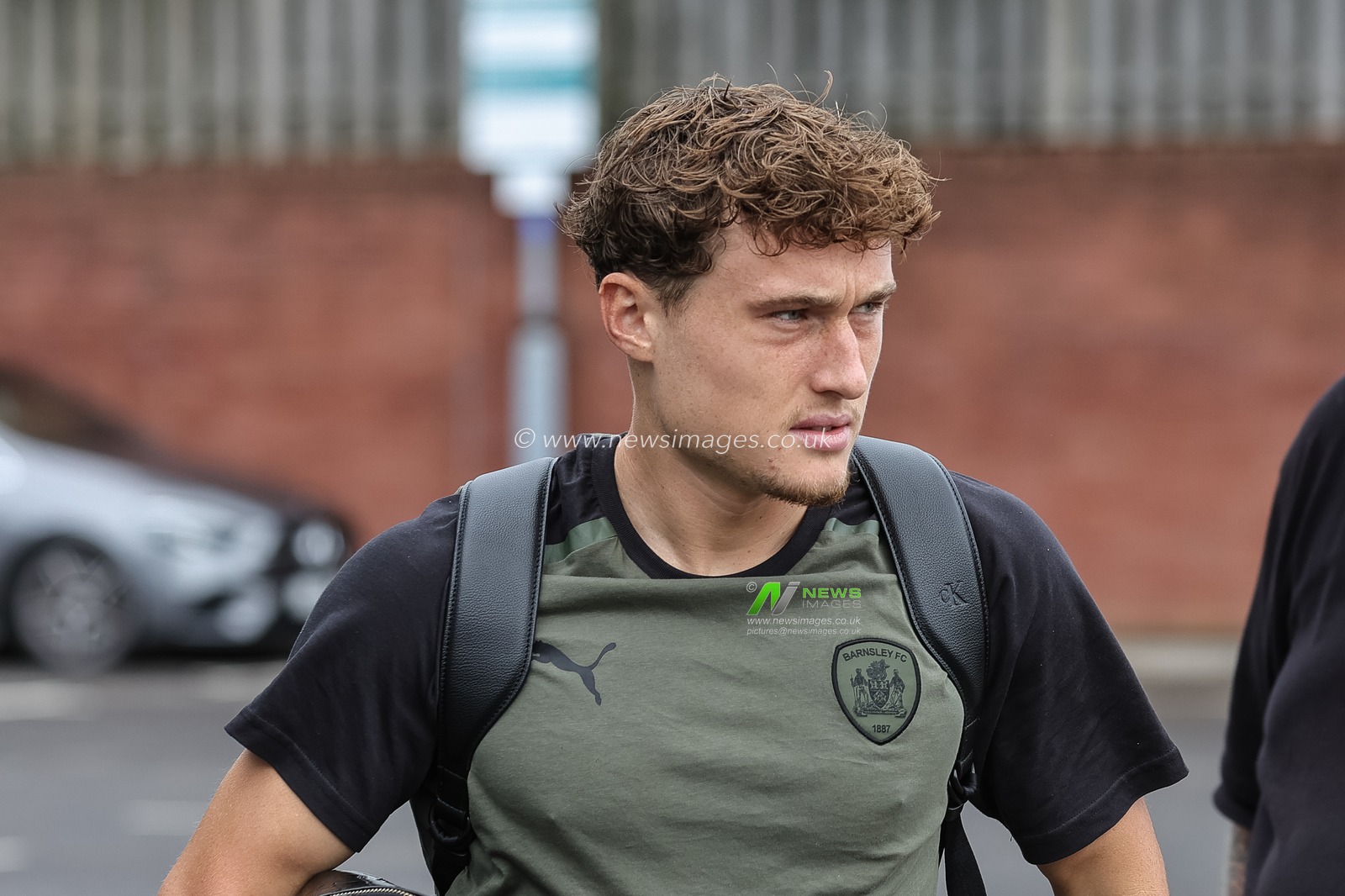 Callum Styles #20 of Barnsley arrives during the Sky Bet League 1 match Bristol Rovers vs Barnsley at Memorial Stadium, Bristol, United Kingdom, 12th August 2023

(Photo by Mark Cosgrove/News Images)