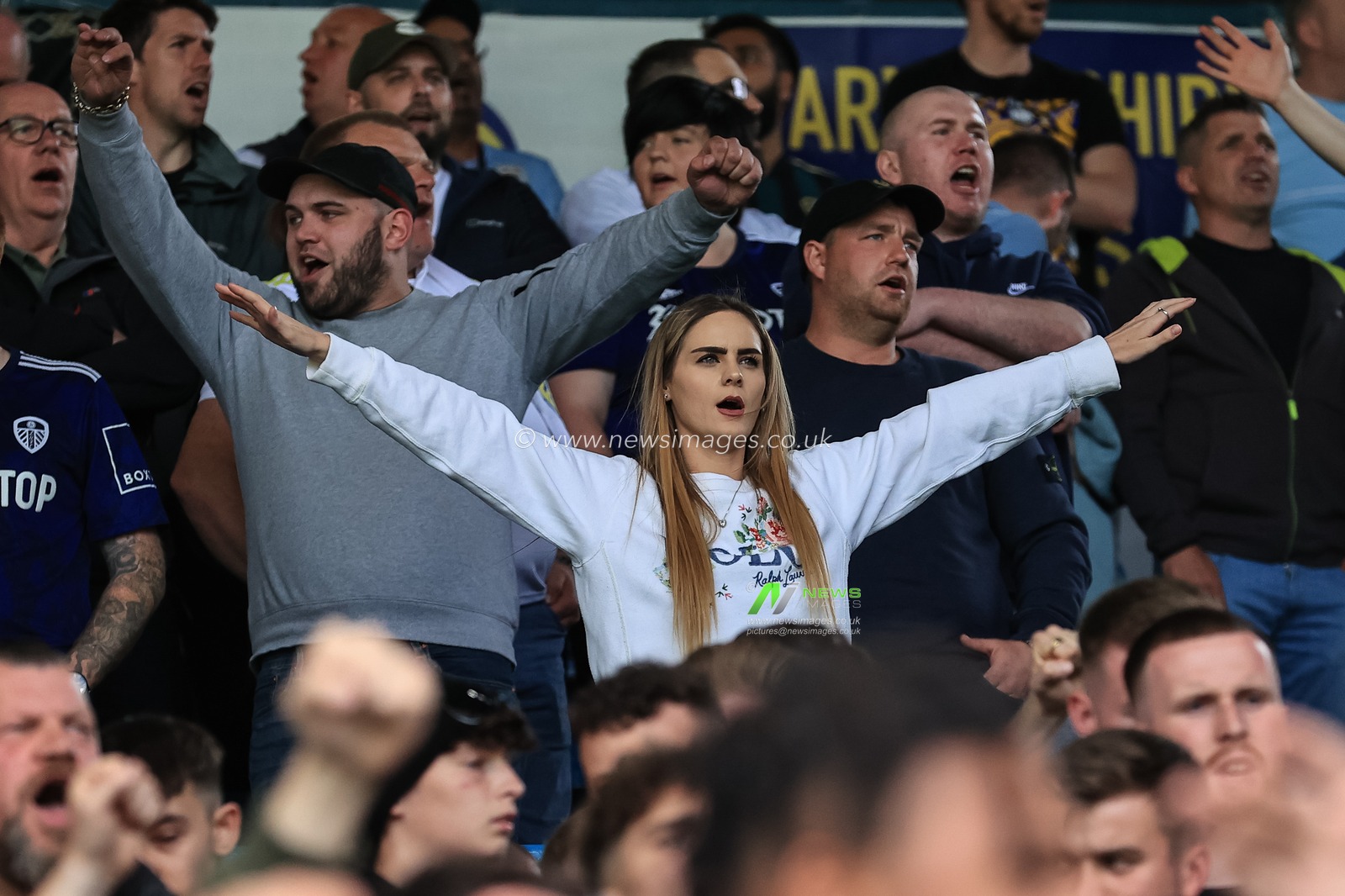 Leeds fans singing away