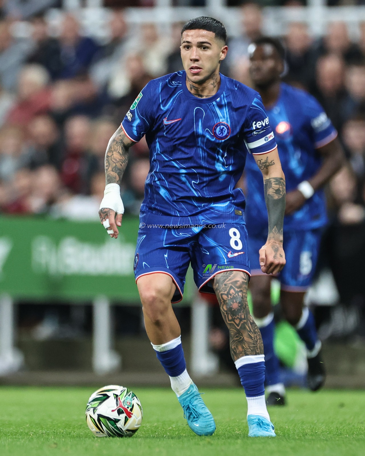 Enzo FernÃ¡ndez of Chelsea during the Carabao Cup Last 16 match Newcastle United vs Chelsea at St. James's Park, Newcastle, United Kingdom, 30th October 2024

(Photo by Mark Cosgrove/News Images)