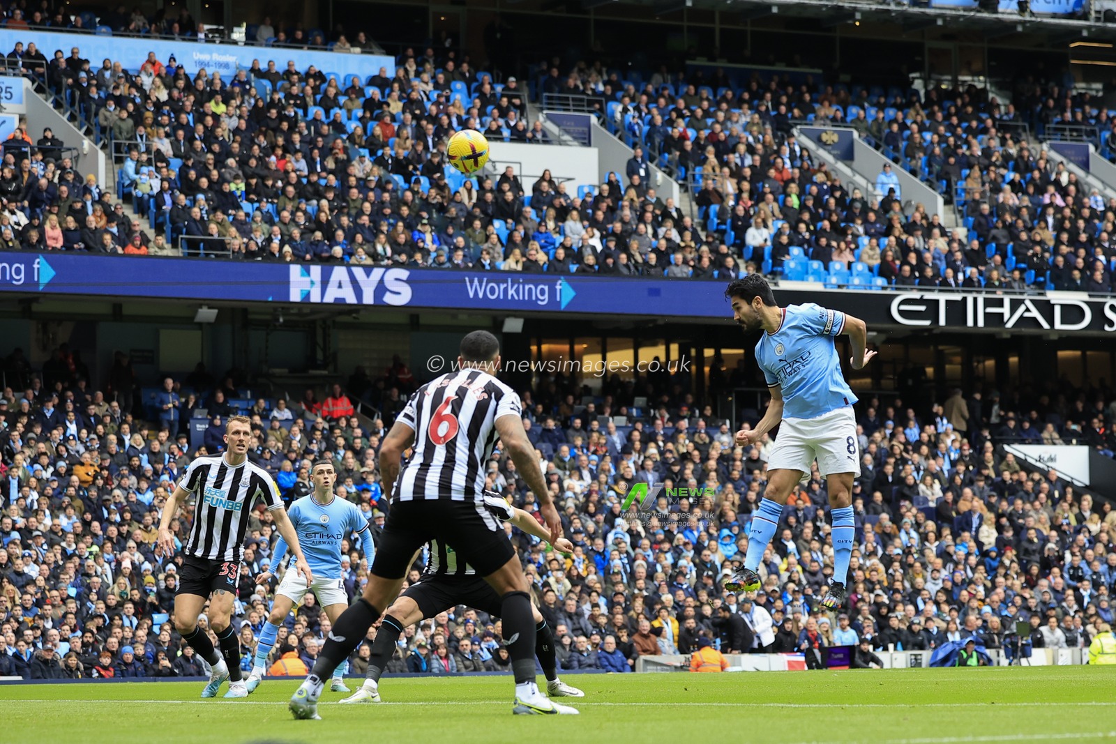 Ilkay Gundogan #8 of Manchester City has a header on goal during the Premier League match Manchester City vs Newcastle United at Etihad Stadium, Manchester, United Kingdom, 4th March 2023

(Photo by Conor Molloy/News Images)