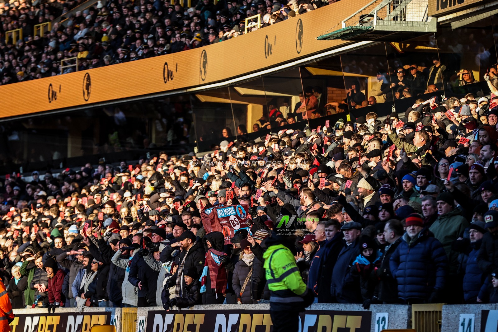West Ham fans protest during the Premier League match Wolverhampton Wanderers vs West Ham United at Molineux, Wolverhampton, United Kingdom, 3rd January 2026

(Photo by Alfie Cosgrove/News Images)

*** GER AUT SUI OUT ***