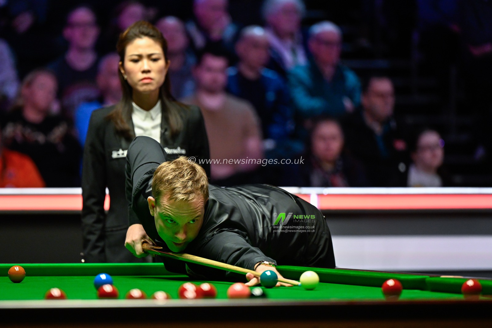 Ali Carter takes a shot, during the Johnstoneâ€™s Paint Tour Championship at Manchester Central, Manchester, United Kingdom, 2nd April 2024

(Photo by Cody Froggatt/News Images)