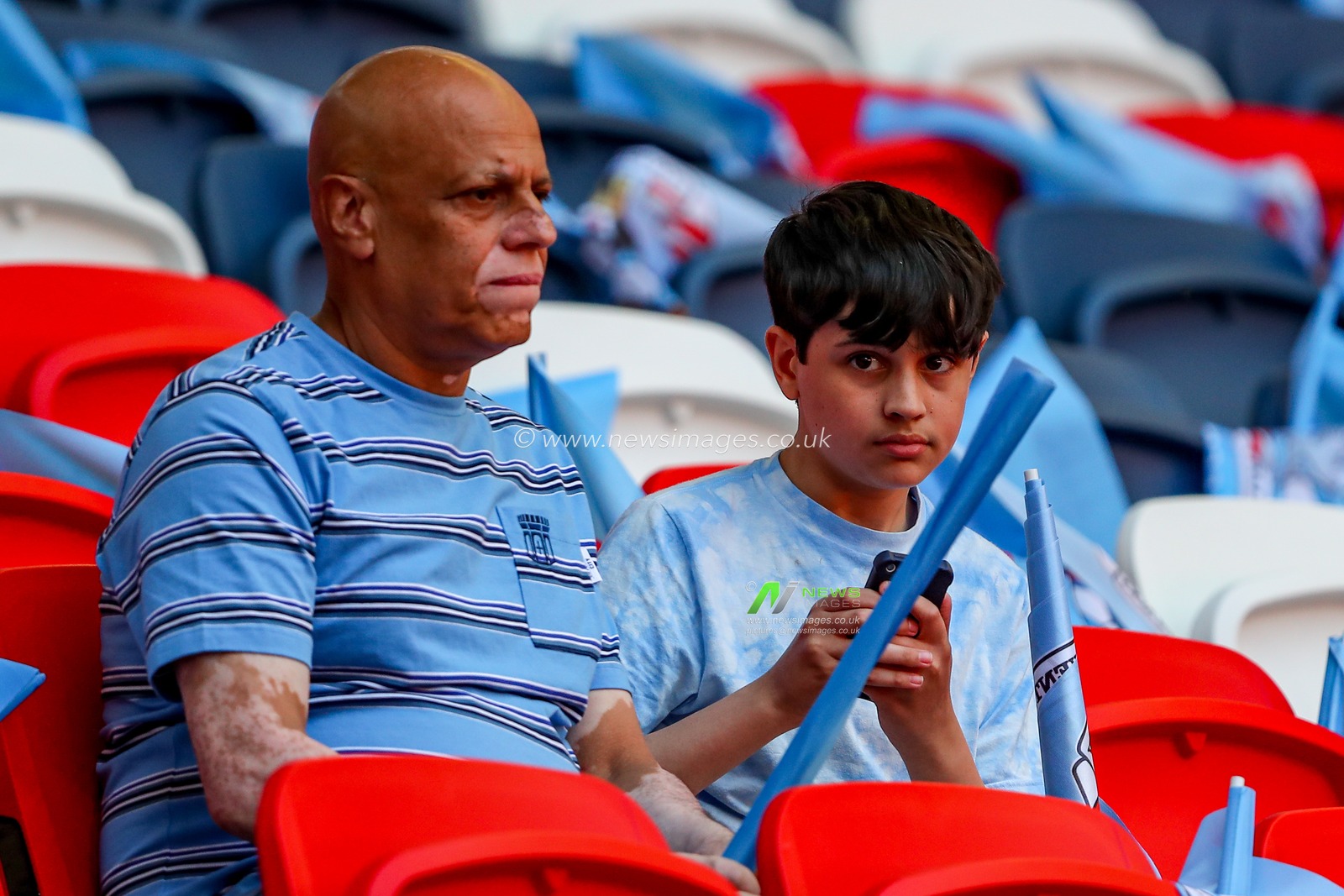 A young Coventry fan arriving at Wembley Stadium ahead of the Sky Bet Championship Play-Off Final match Coventry City vs Luton Town at Wembley Stadium, London, United Kingdom, 27th May 2023

(Photo by Gareth Evans/News Images)