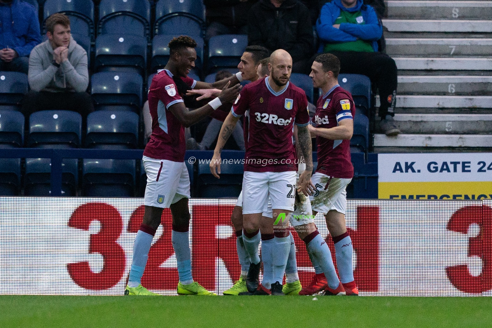 Aston Villa's Tammy Abraham celebrates scoring the opening goal with team-mates 

29th December 2018, Deepdale, Preston, England; Sky Bet Championship, Preston North End vs Aston Villa ; 


Credit: Terry Donnelly/News Images

English Football League images are subject to DataCo Licence
