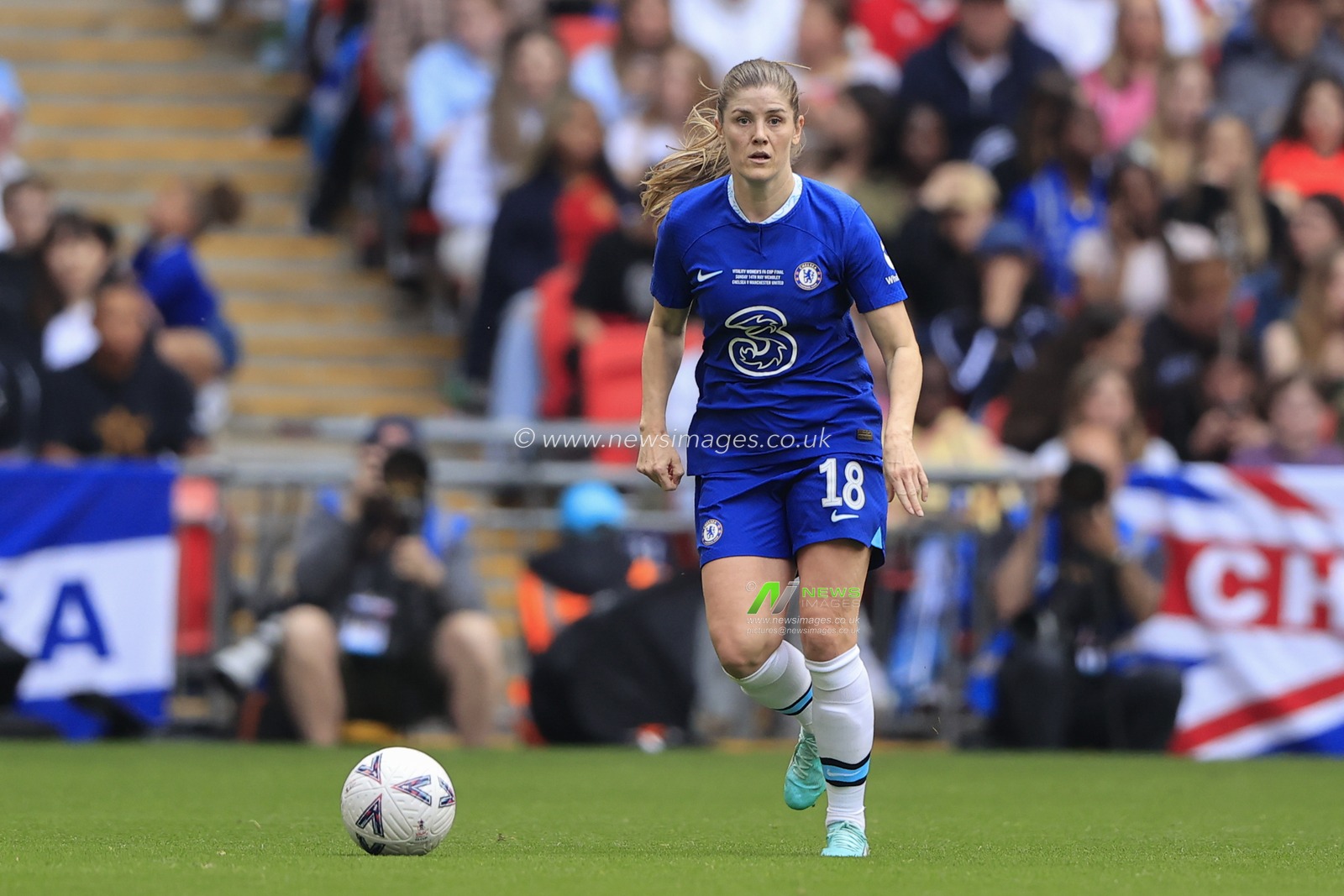 Maren Mjelde #18 of Chelsea in action during the Vitality Women's FA Cup Final match Chelsea FC Women vs Manchester United Women at Wembley Stadium, London, United Kingdom, 14th May 2023

(Photo by Conor Molloy/News Images)