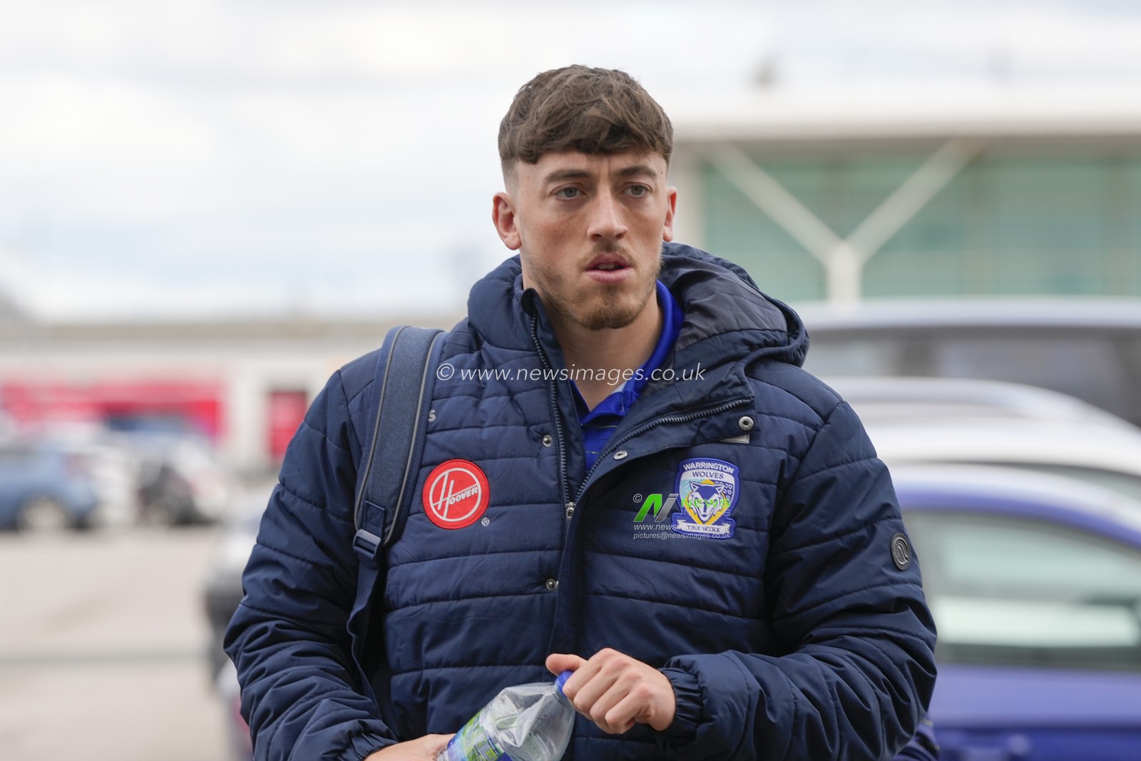 Matty Ashton #5 of Warrington Wolves arrives at the stadium before the Betfred Super League Round 7 match Warrington Wolves vs Hull FC at Halliwell Jones Stadium, Warrington, United Kingdom, 1st April 2023

(Photo by Steve Flynn/News Images)