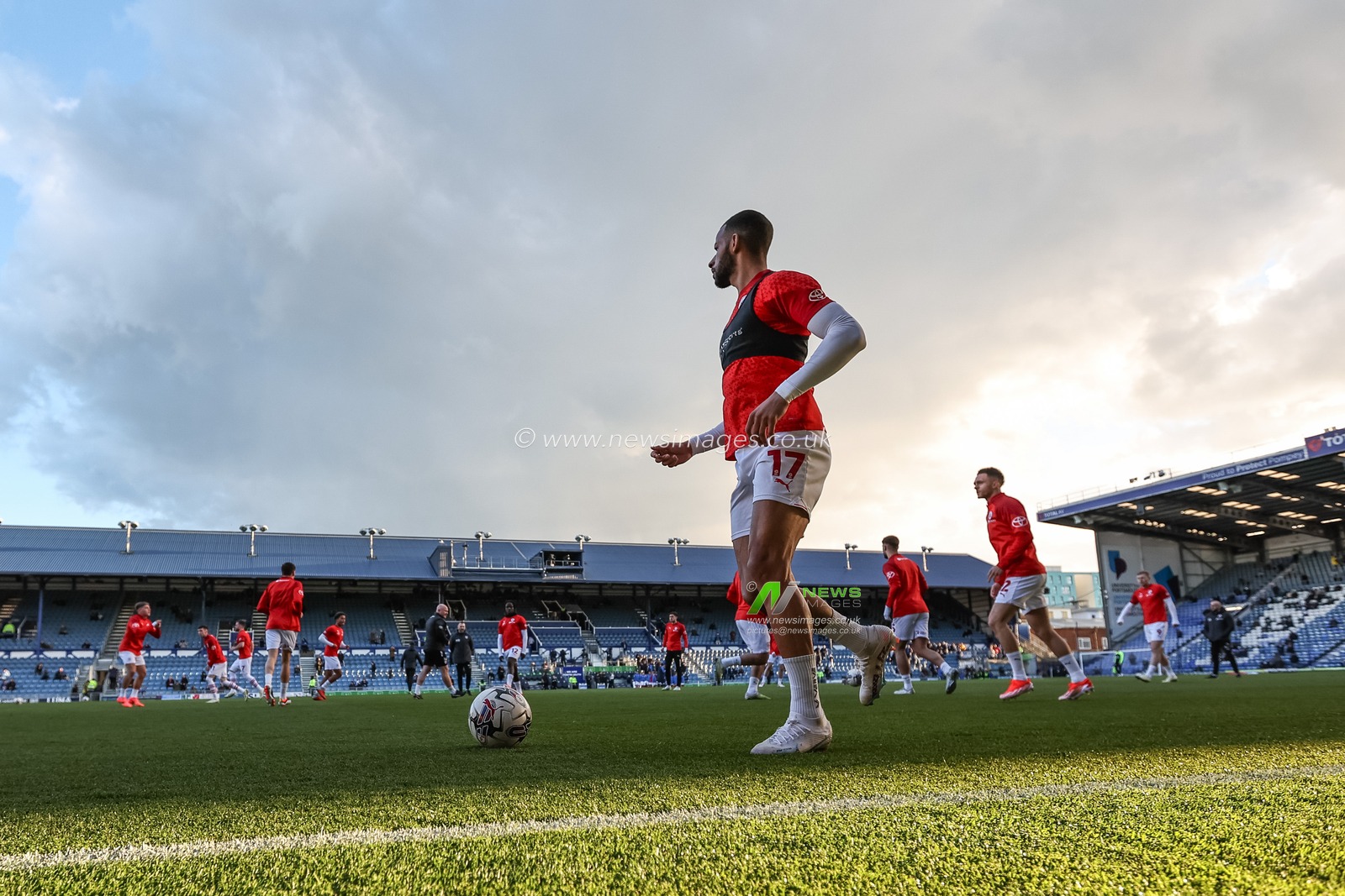 Barry Cotter of Barnsley in the pregame warmup session during the Sky Bet League 1 match Portsmouth vs Barnsley at Fratton Park, Portsmouth, United Kingdom, 16th April 2024

(Photo by Mark Cosgrove/News Images)