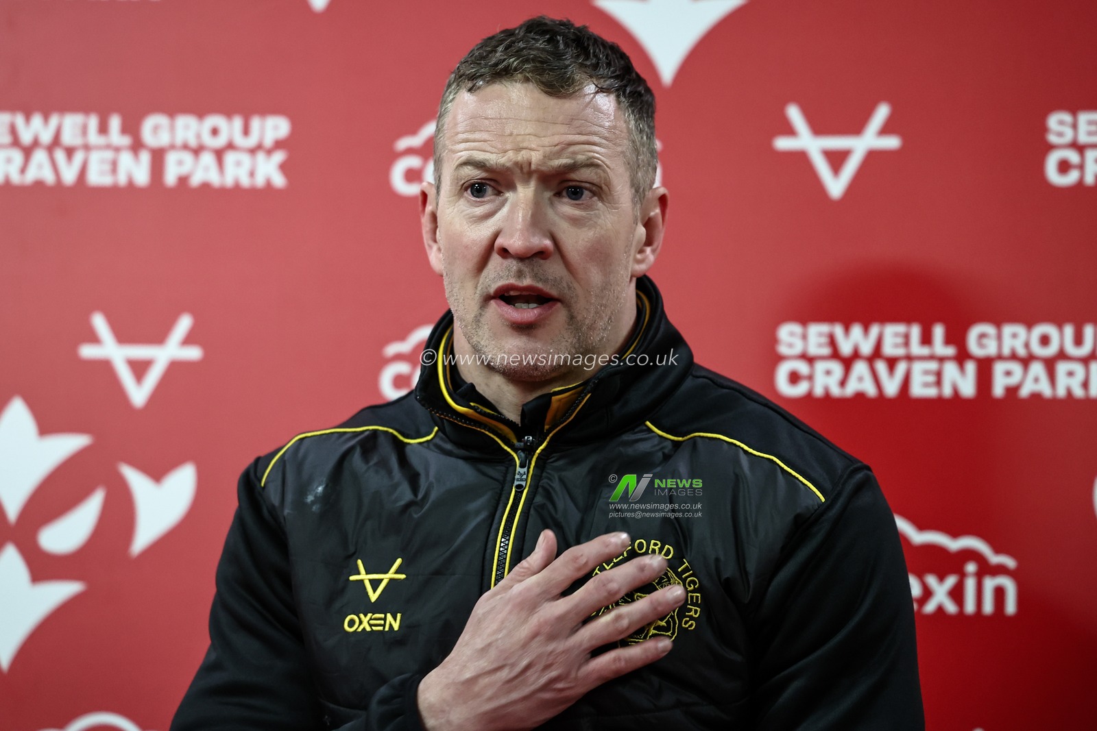 Danny McGuire Head Coach of Castleford Tigers speaks int the post match press conference during the Betfred Super League Round 1 match Hull KR vs Castleford Tigers at Sewell Group Craven Park, Kingston upon Hull, United Kingdom, 14th February 2025

(Photo by Mark Cosgrove/News Images)