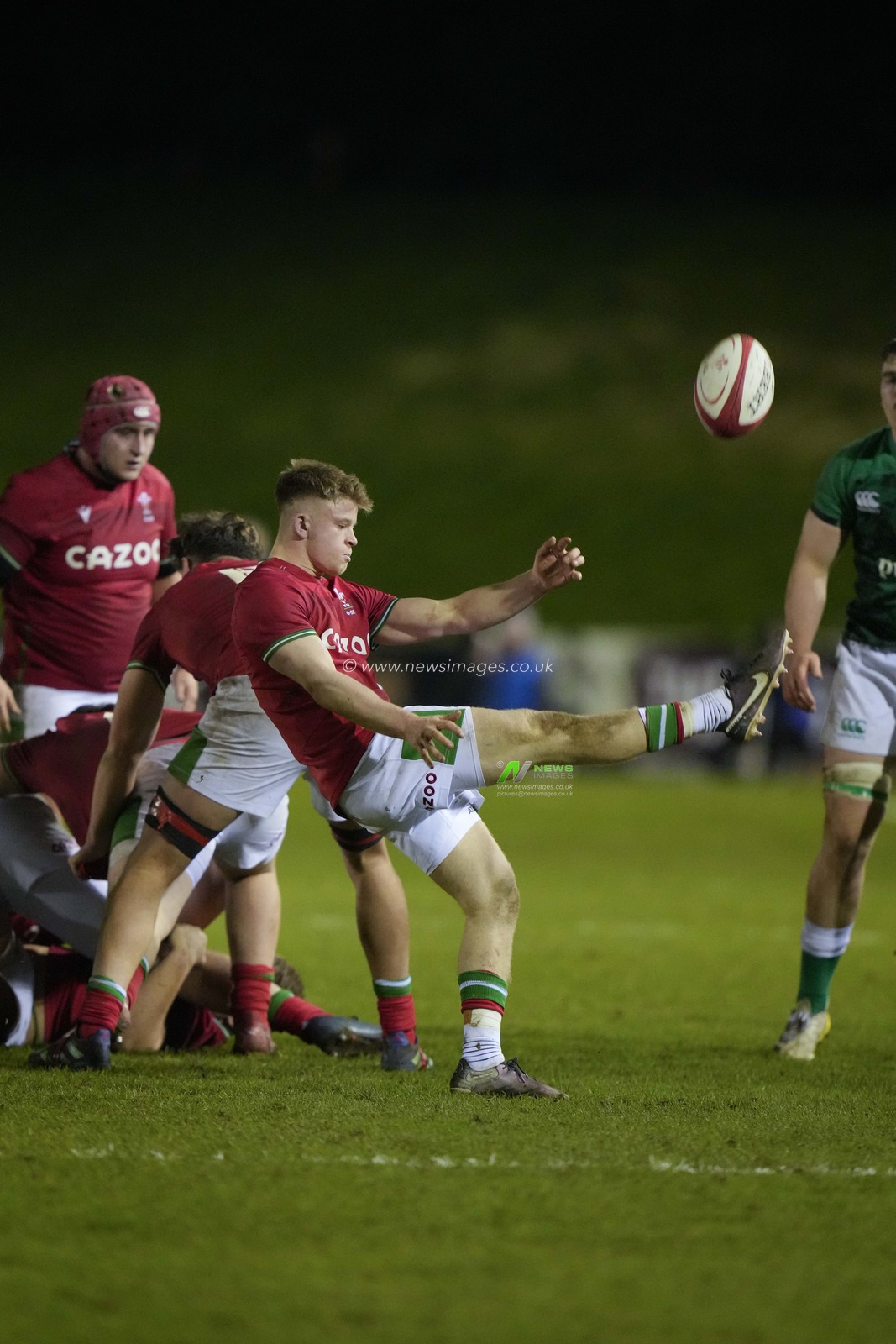 Archie Hughes #9 of Wales clears the ball during the 2023 U20 Six Nations match Wales vs Ireland at Stadiwm CSM, Colwyn Bay, United Kingdom, 3rd February 2023

(Photo by Steve Flynn/News Images)