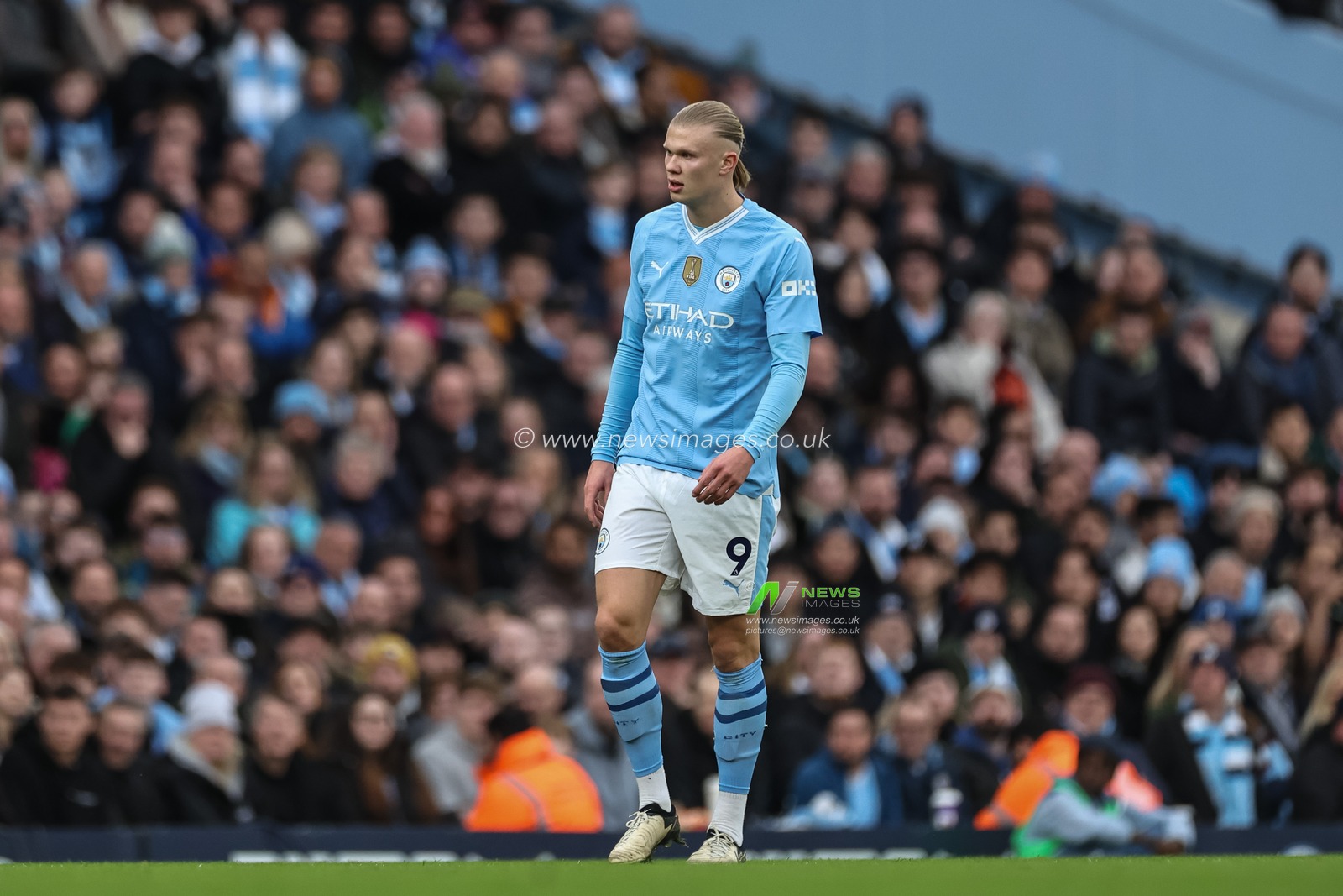 Erling Haaland of Manchester City during the Premier League match Manchester City vs Manchester United at Etihad Stadium, Manchester, United Kingdom, 3rd March 2024

(Photo by Mark Cosgrove/News Images)