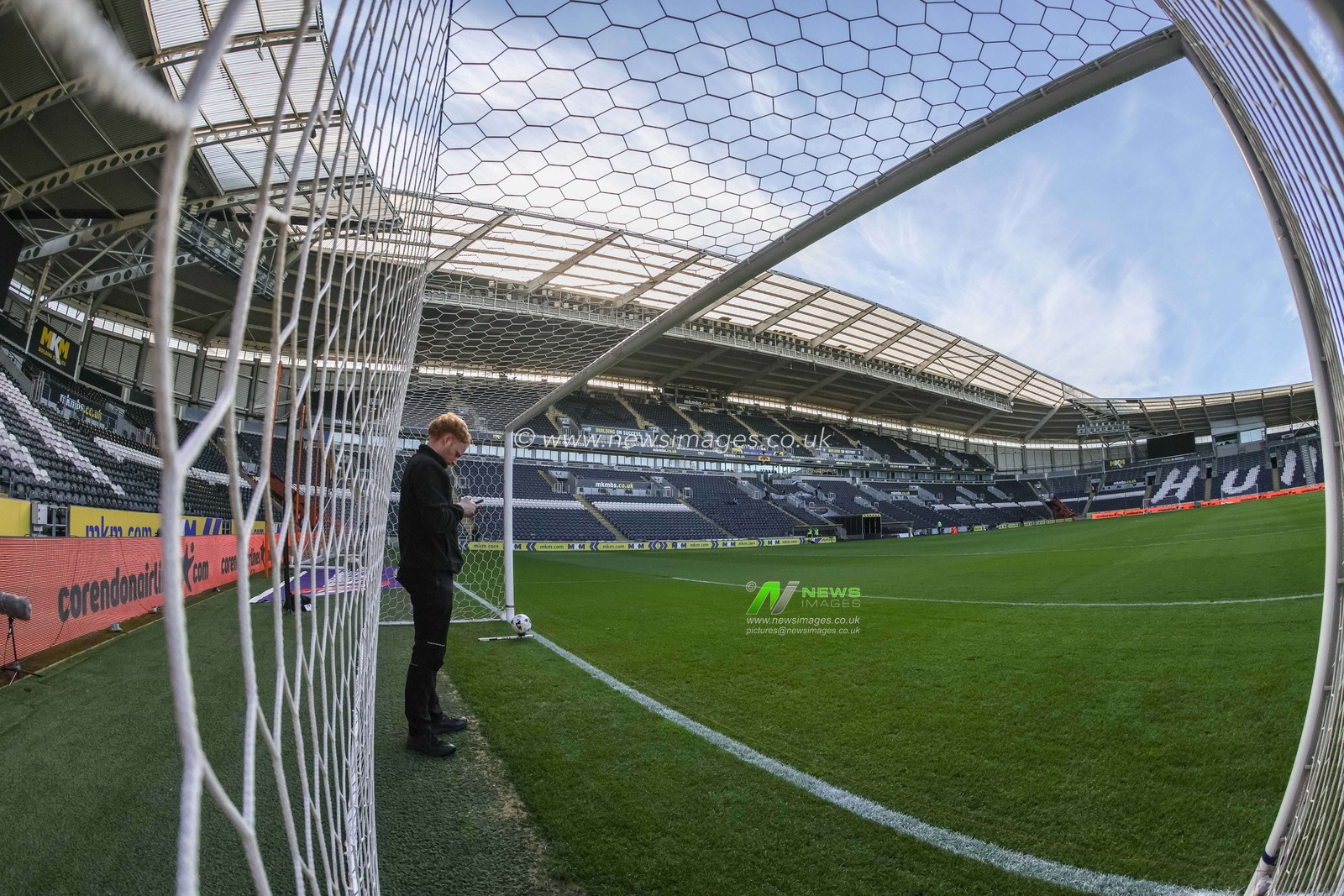 ELF staff check the goal line technology during the Sky Bet Championship match Hull City vs Coventry City at MKM Stadium, Hull, United Kingdom on 06 April 2026

(Photo by Mark Cosgrove/News Images)