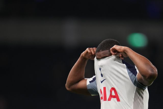 Kevin Danso of Tottenham Hotspur during the Premier League match Tottenham Hotspur vs Crystal Palace at Tottenham Hotspur Stadium, London, United Kingdom on 05 March 2026

(Photo by Harvey Murphy/News Images)
