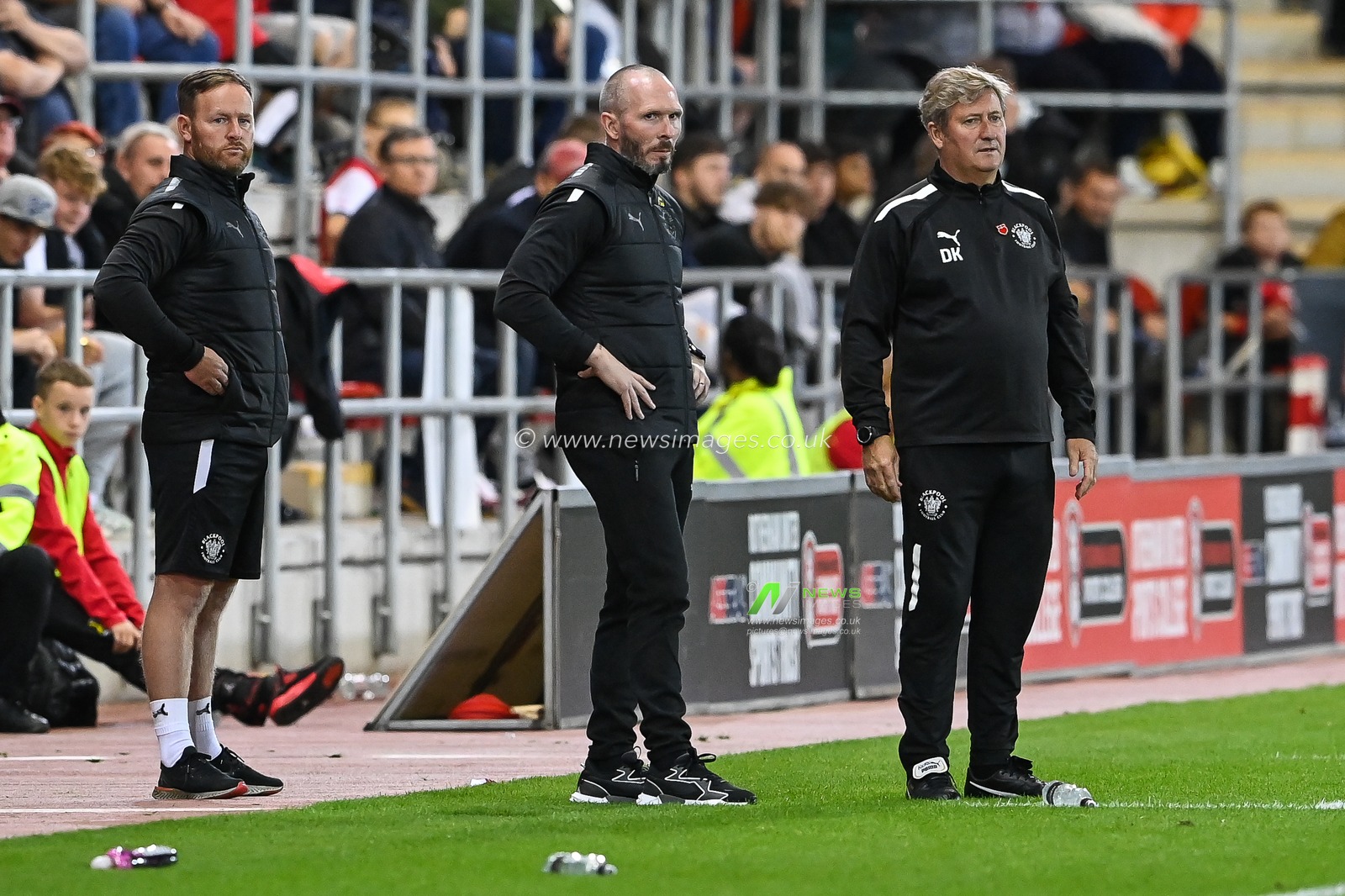 Michael Appleton manager of Blackpool and his assistants after his side goes behind 3-0 Sky Bet Championship match Rotherham United vs Blackpool at New York Stadium, Rotherham, United Kingdom, 14th September 2022

(Photo by Craig Thomas/News Images)