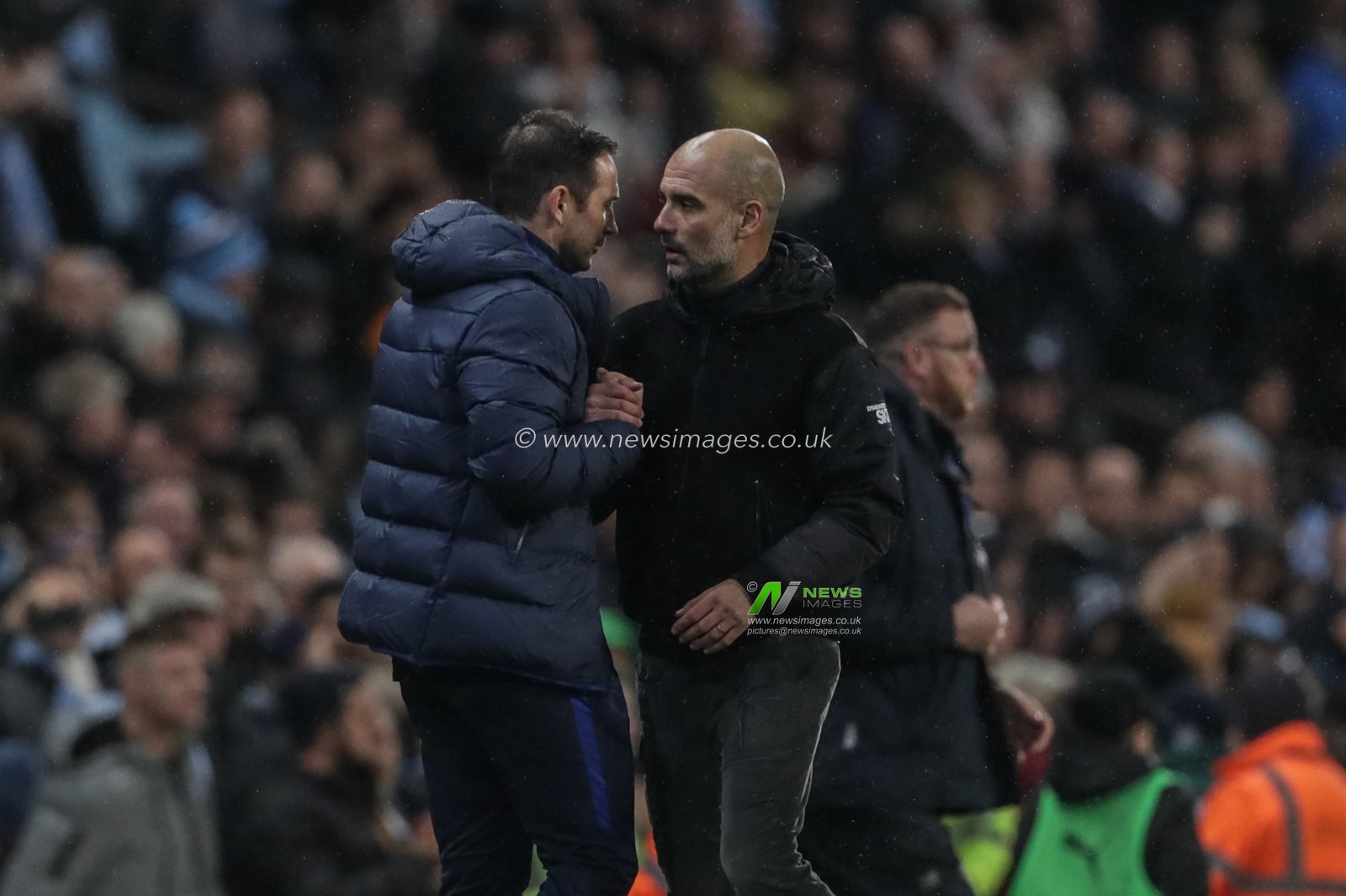 23rd November 2019, Etihad Stadium, Manchester, England; Premier League, Manchester City v Chelsea : Frank Lampard manager of Chelsea congratulates Pep Guardiola manager of Manchester City after City win 2-1 

Credit: Mark Cosgrove/News Images