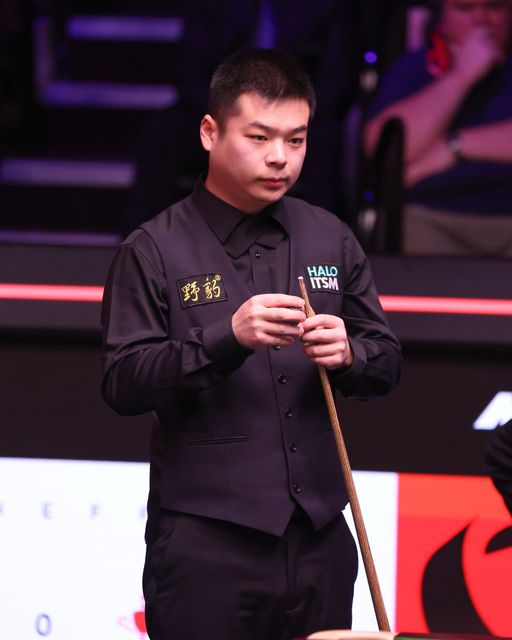 Pang Junxu of China on day ten of the 2025 Halo World Snooker Championship at Crucible Theatre, Sheffield, United Kingdom, 28th April 2025

(Photo by Alex Roebuck/News Images)