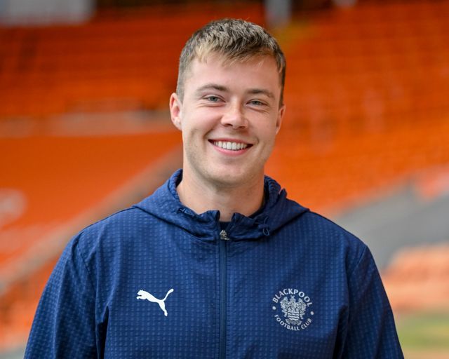Bailey Peacock-Farrell of Blackpool  walking in prior to the Sky Bet League 1 match Blackpool vs Luton Town at Bloomfield Road, Blackpool, United Kingdom, 30th September 2025

(Photo by Adam Gee/News Images)