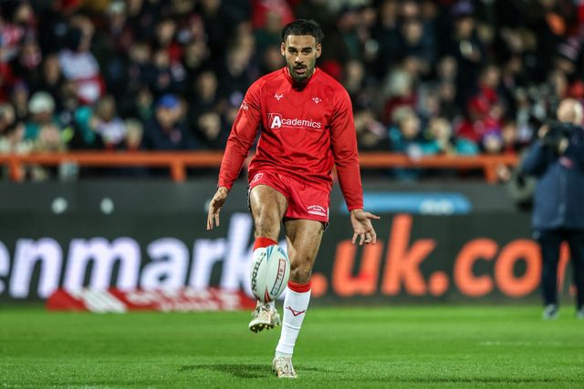Tyrone May of Hull KR in the pre-game warm up during the Betfred Super League round 6 match Hull KR vs St Helens at Sewell Group Craven Park, Hull, United Kingdom on 27 March 2026

(Photo by Alfie Cosgrove/News Images)