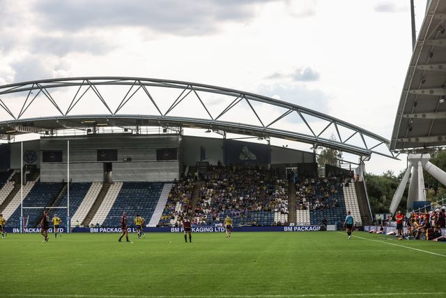 Warrington fans in the away end at Accu Stadium during the Betfred Super League Round 23 match Huddersfield Giants vs Warrington Wolves at Accu Stadium, Huddersfield, United Kingdom, 24th August 2025

(Photo by Alfie Cosgrove/News Images)