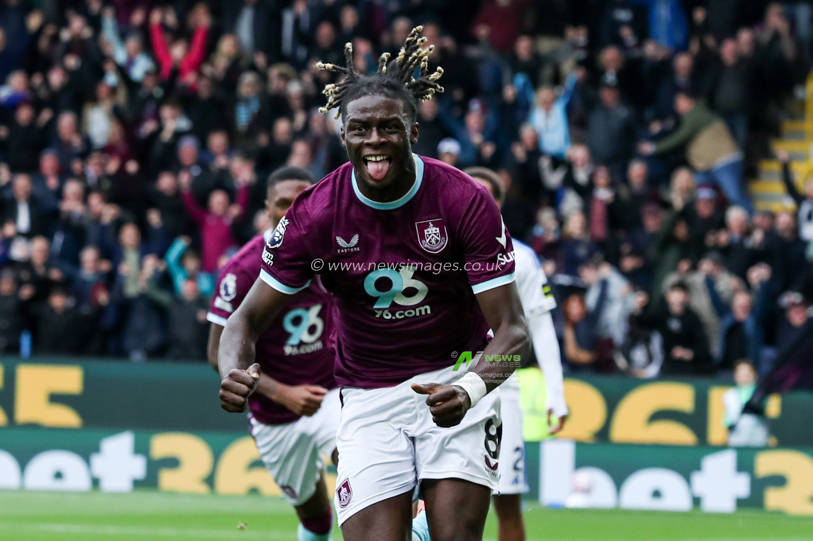 Lesley Ugochukwu of Burnley celebrates after making it 1-0 during the Premier League match Burnley vs Leeds United at Turf Moor, Burnley, United Kingdom, 18th October 2025

(Photo by Jorge Horsted/News Images)