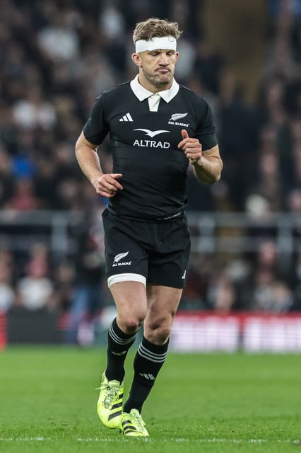 Damian McKenzie of New Zealand during the Quilter Nations Series 2025 match England vs New Zealand at Allianz Stadium, Twickenham, United Kingdom, 15th November 2025

(Photo by Mark Cosgrove/News Images)

*** GER AUT SUI OUT ***